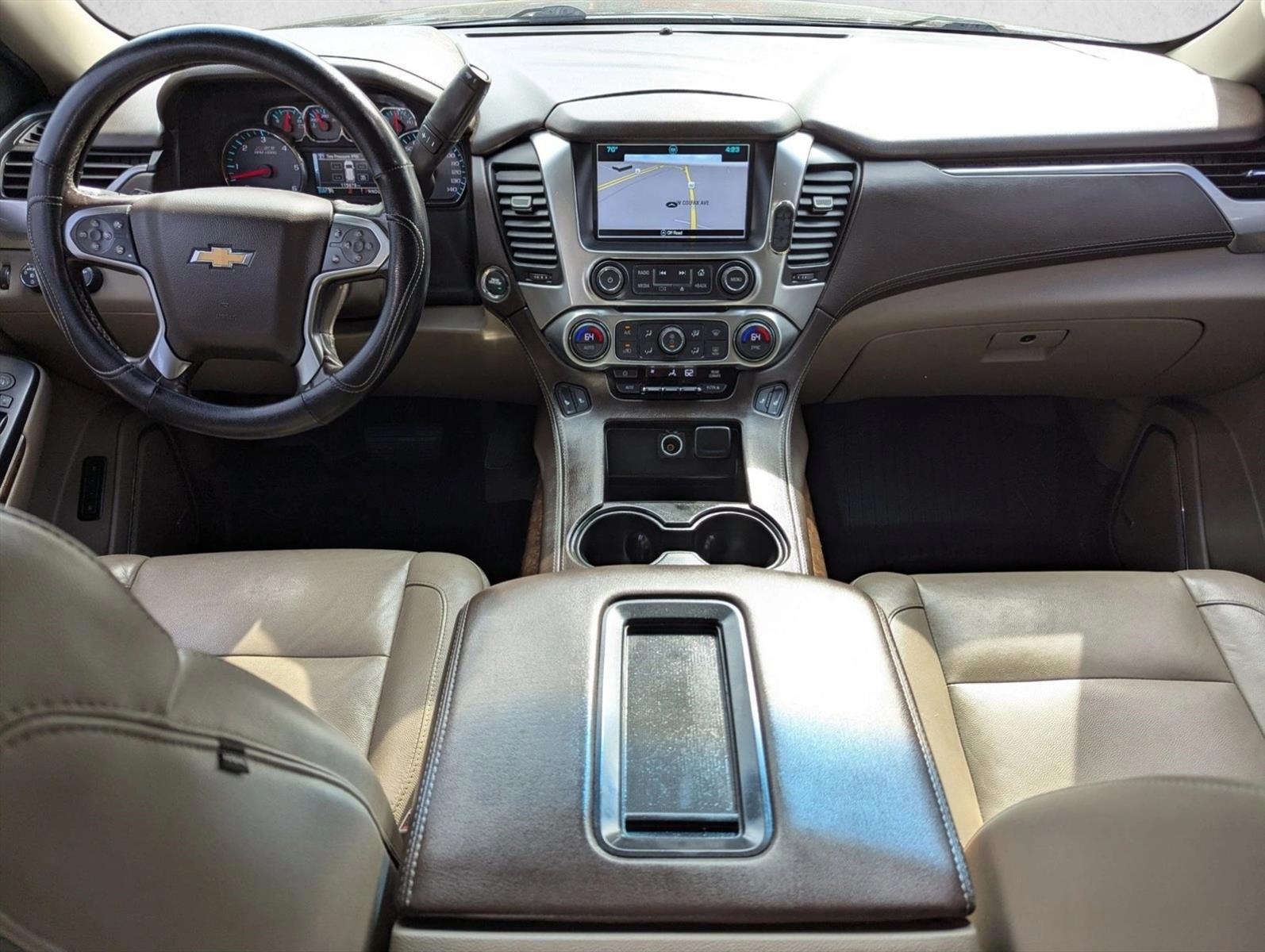 Thumbnail: 2019 Chevrolet Tahoe - 3