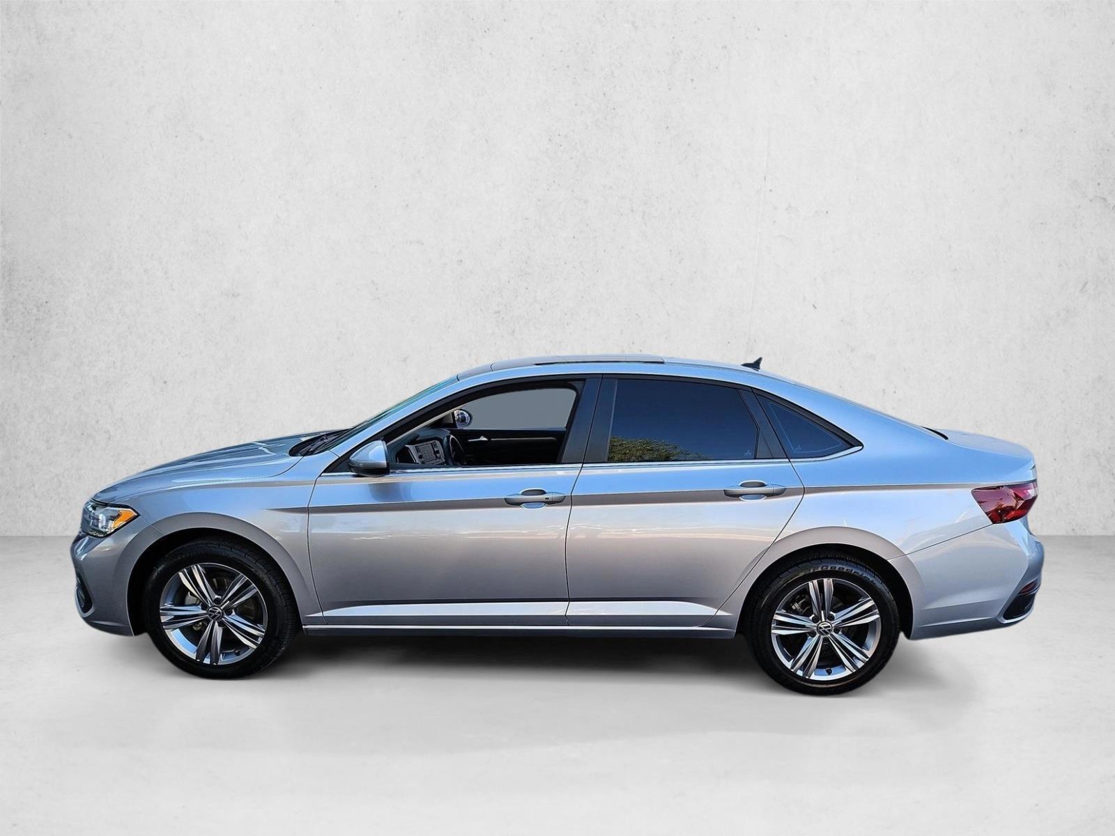 Thumbnail: 2022 Volkswagen Jetta - 2