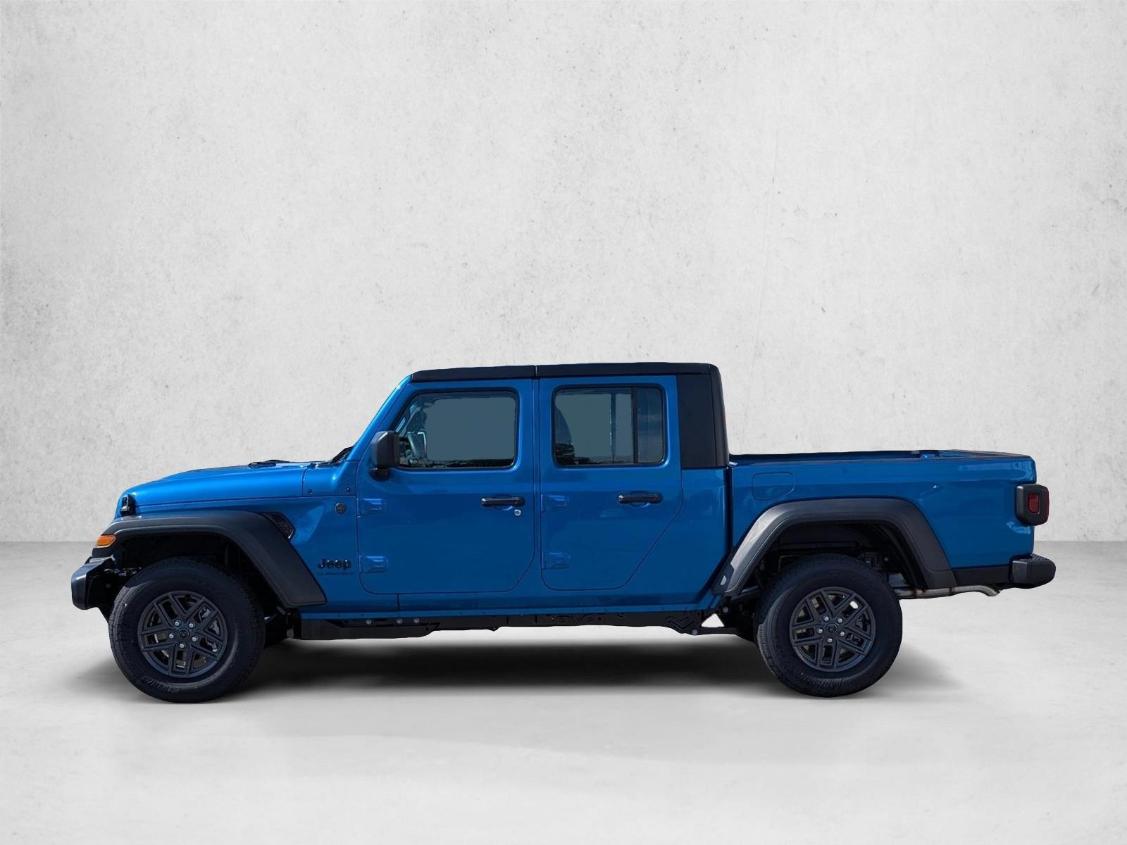 Thumbnail: 2026 Jeep Gladiator - 2