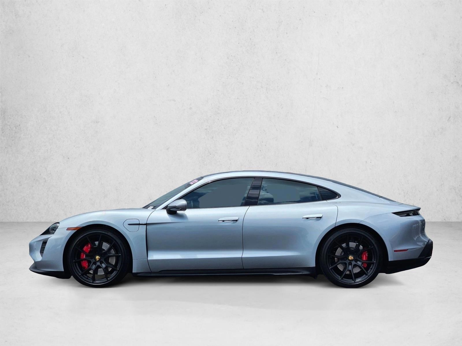 Thumbnail: 2022 Porsche Taycan - 2
