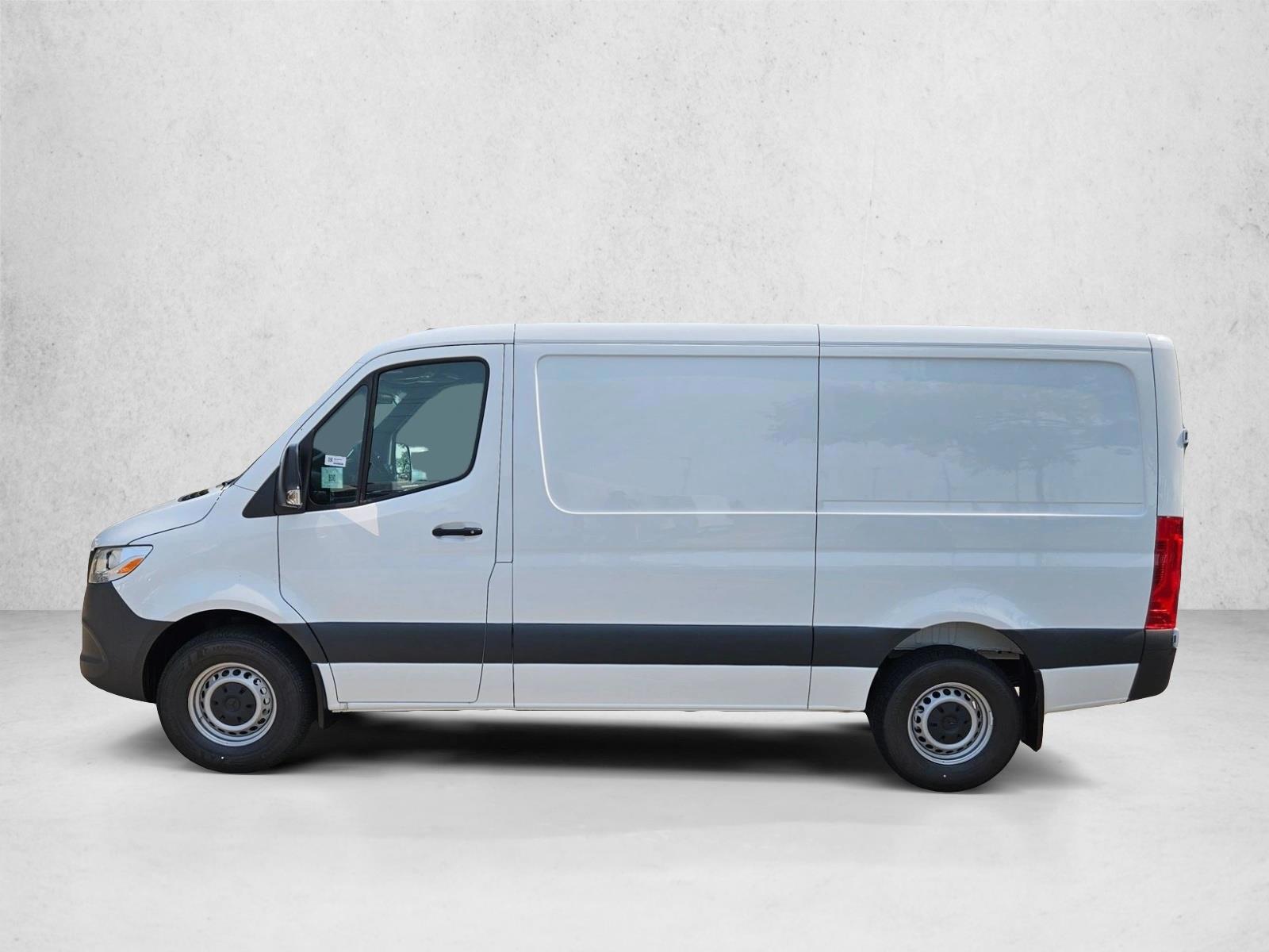 Thumbnail: 2026 Mercedes-Benz Sprinter - 2
