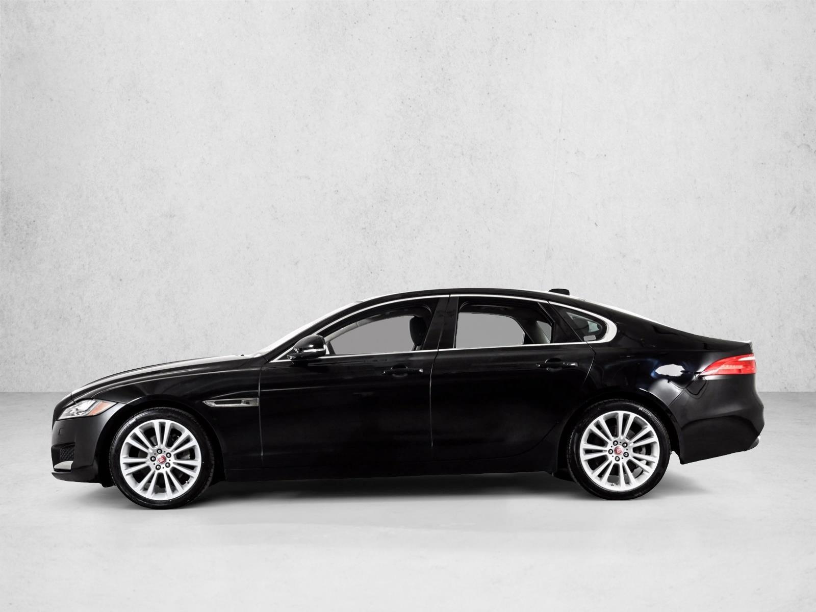 Thumbnail: 2020 Jaguar XF - 2