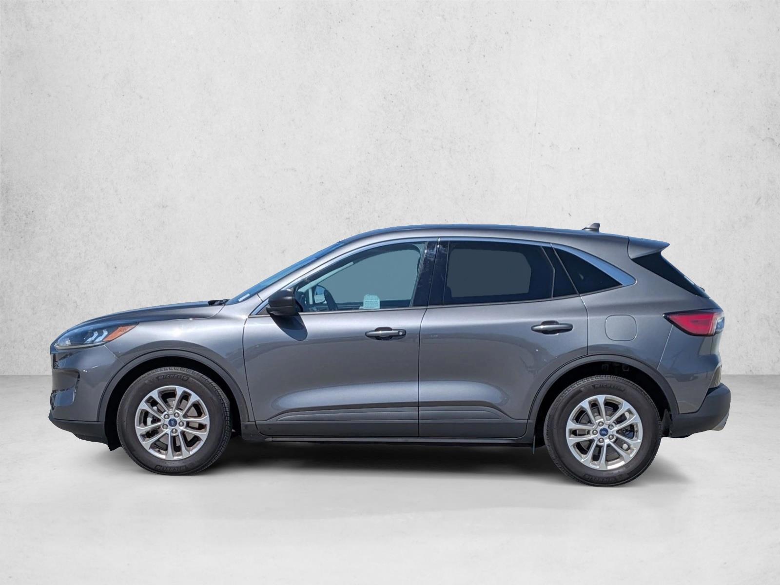 Thumbnail: 2022 Ford Escape - 2