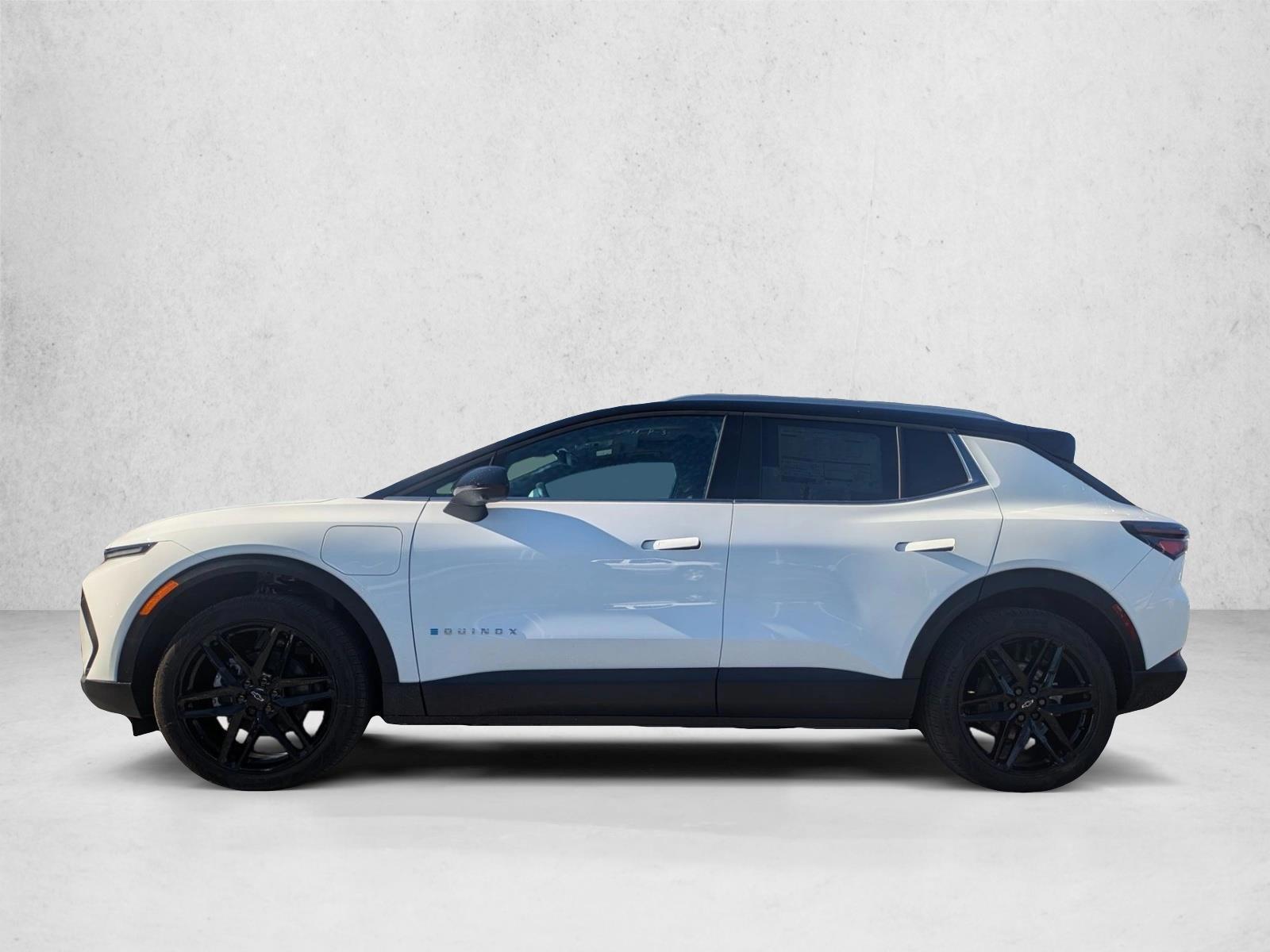 Thumbnail: 2026 Chevrolet Equinox - 2