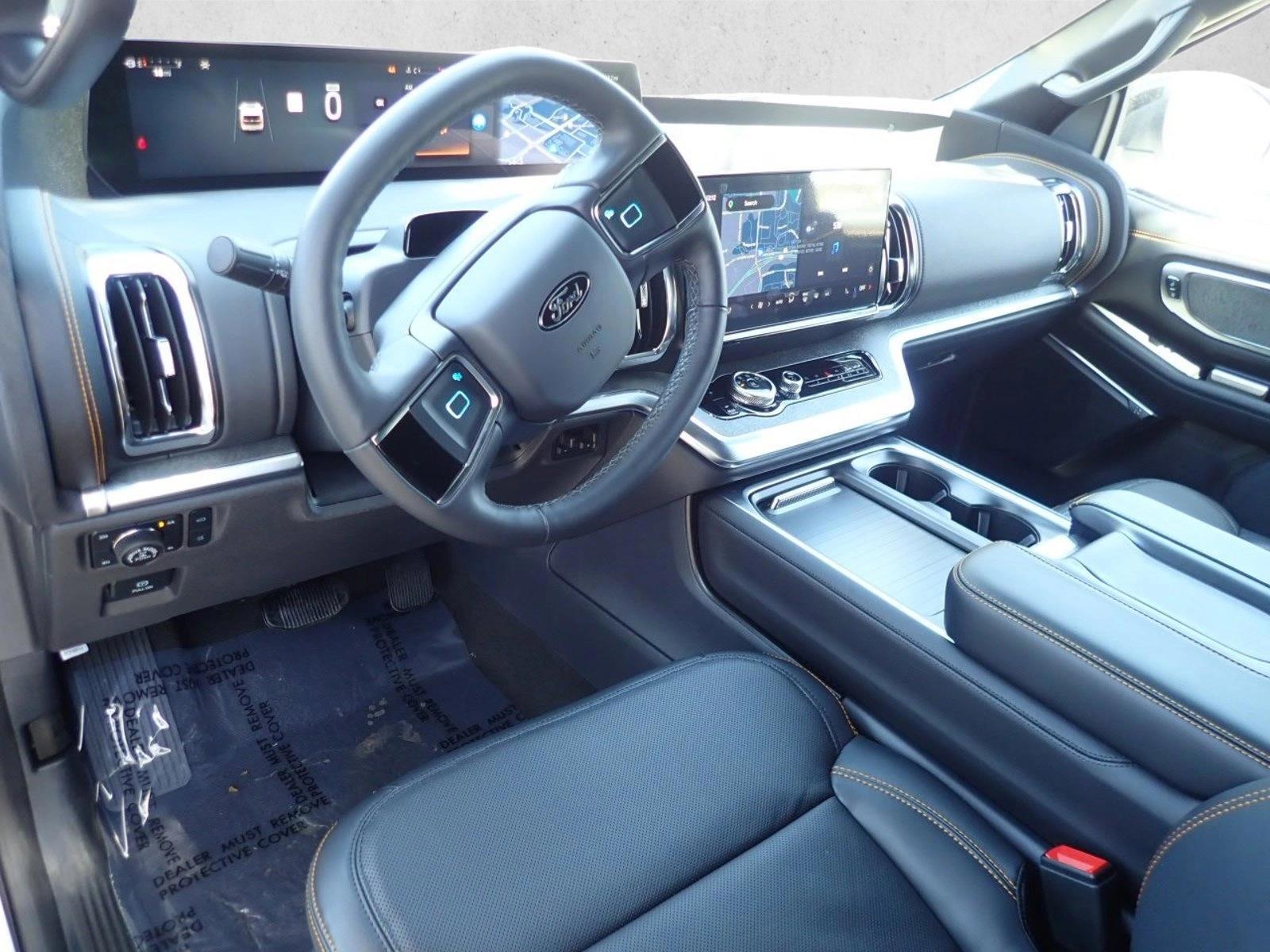 Thumbnail: 2026 Ford Expedition - 3