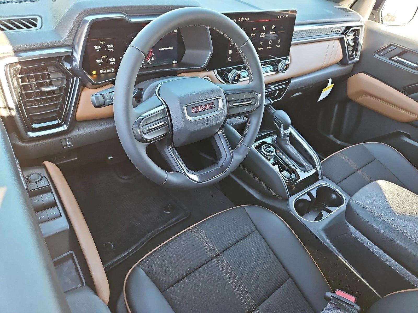 Thumbnail: 2026 GMC Canyon - 3