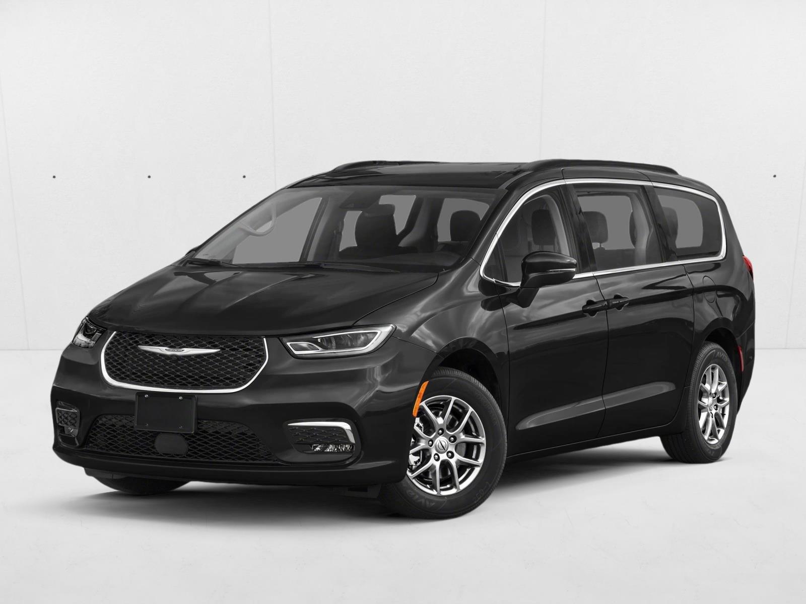 Thumbnail: 2023 Chrysler Pacifica - 1