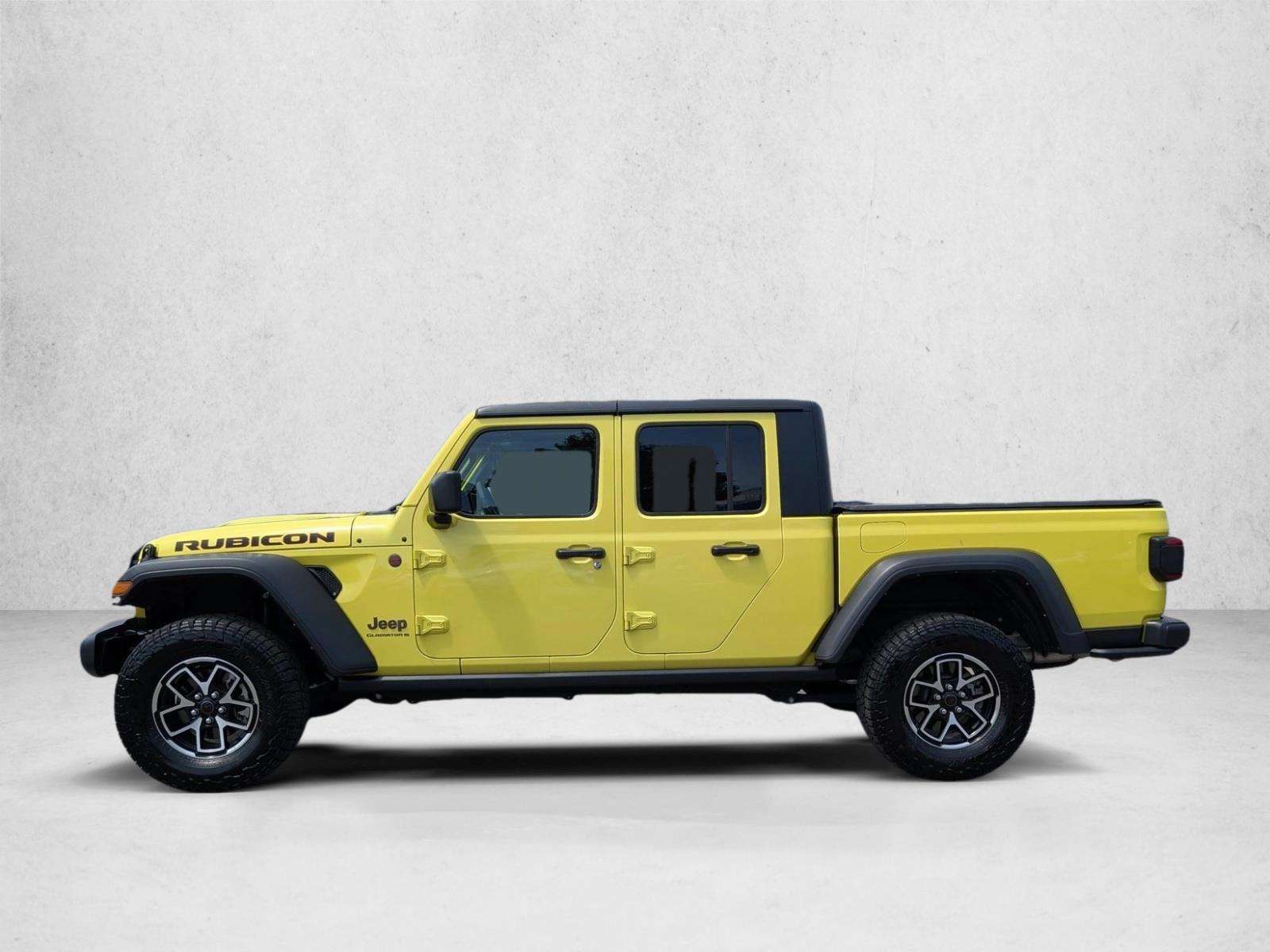 Thumbnail: 2024 Jeep Gladiator - 2