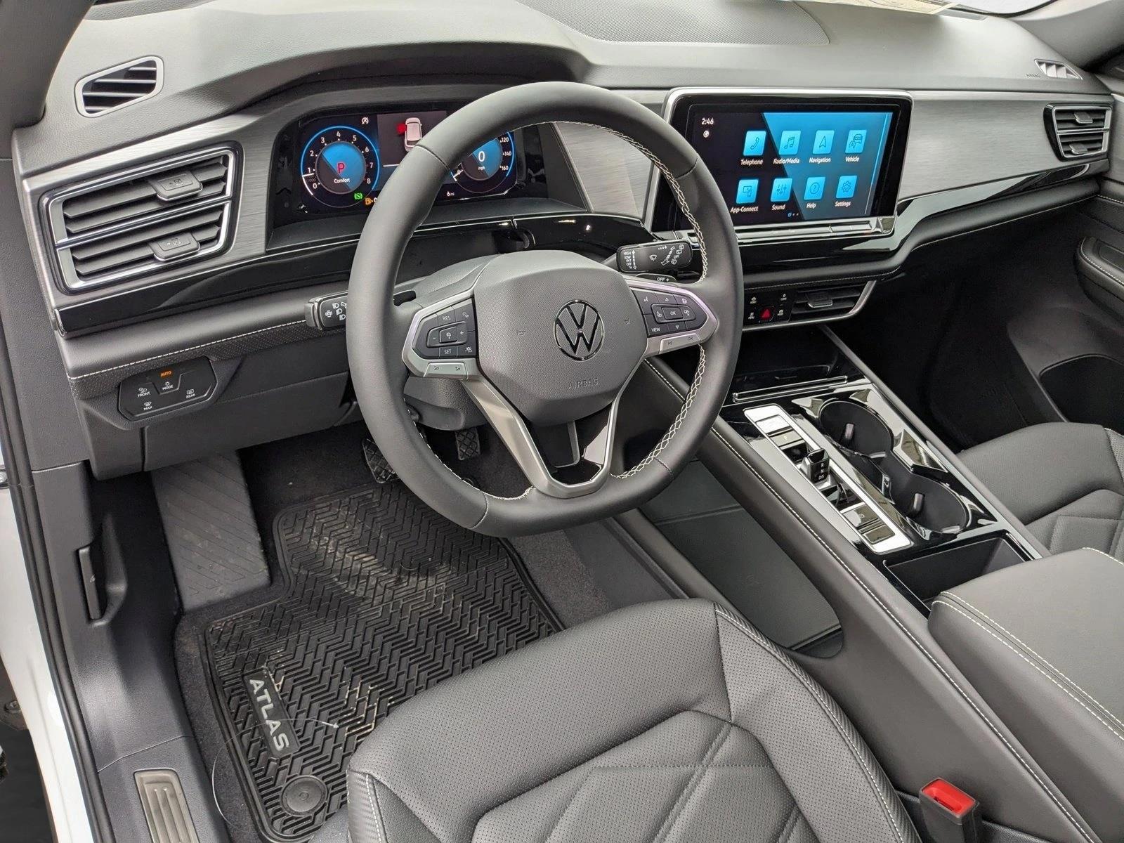 Thumbnail: 2026 Volkswagen Atlas - 3