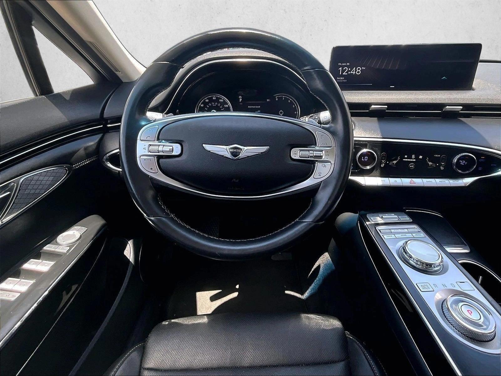 Thumbnail: 2022 Genesis GV70 - 3