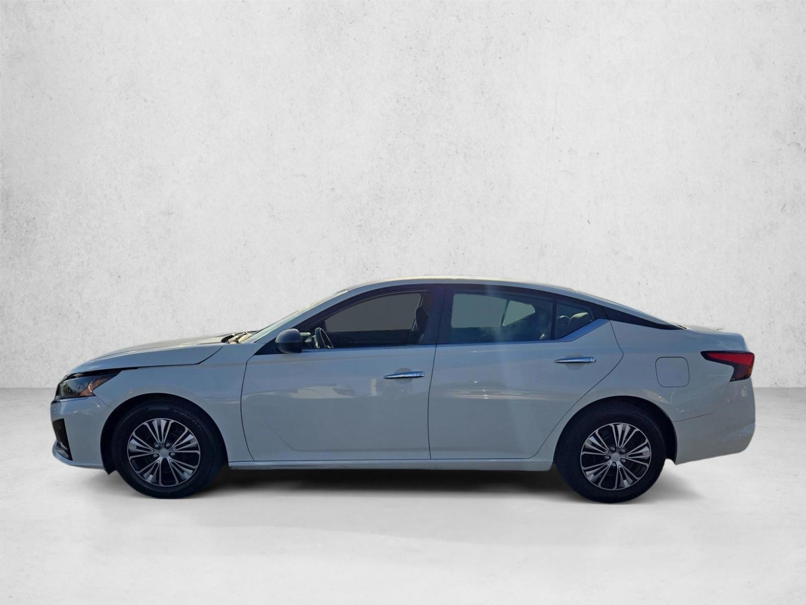 Thumbnail: 2024 Nissan Altima - 2