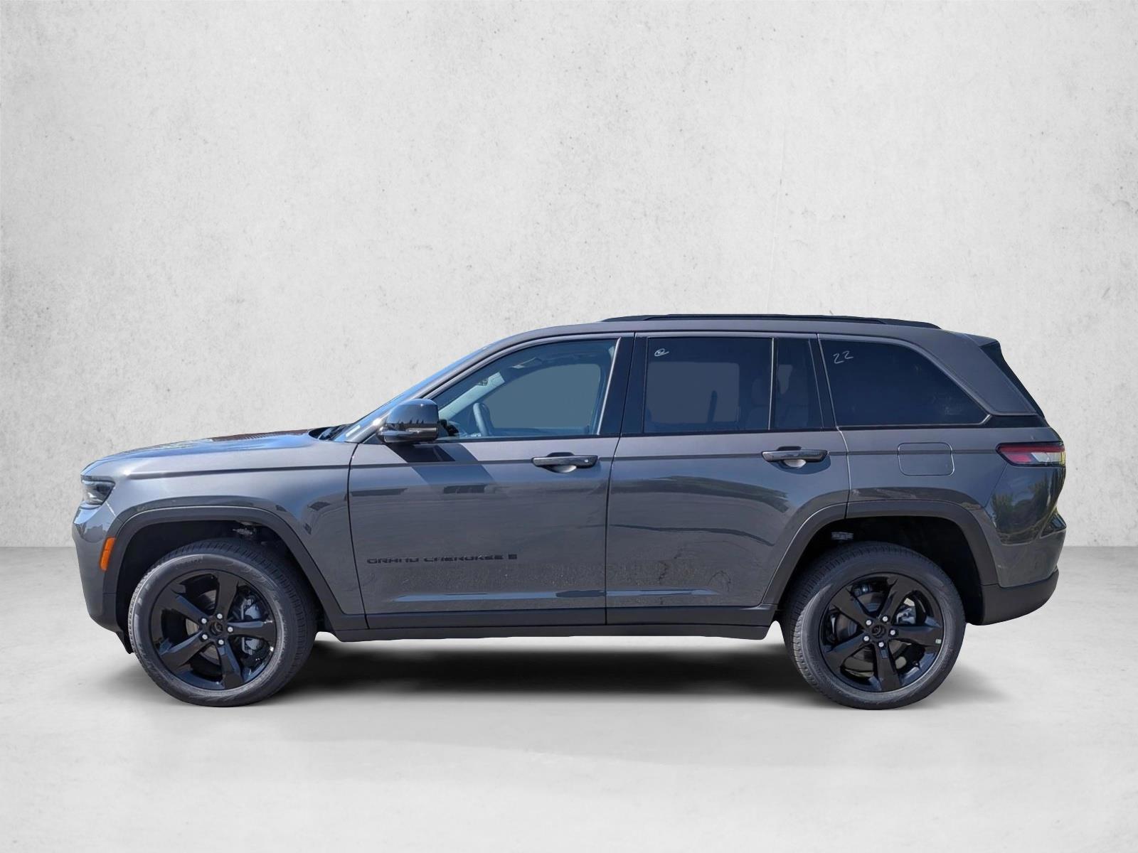 Thumbnail: 2026 Jeep Grand Cherokee - 2