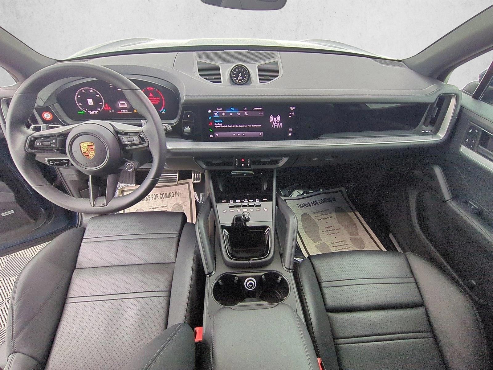 Thumbnail: 2025 Porsche Cayenne - 3