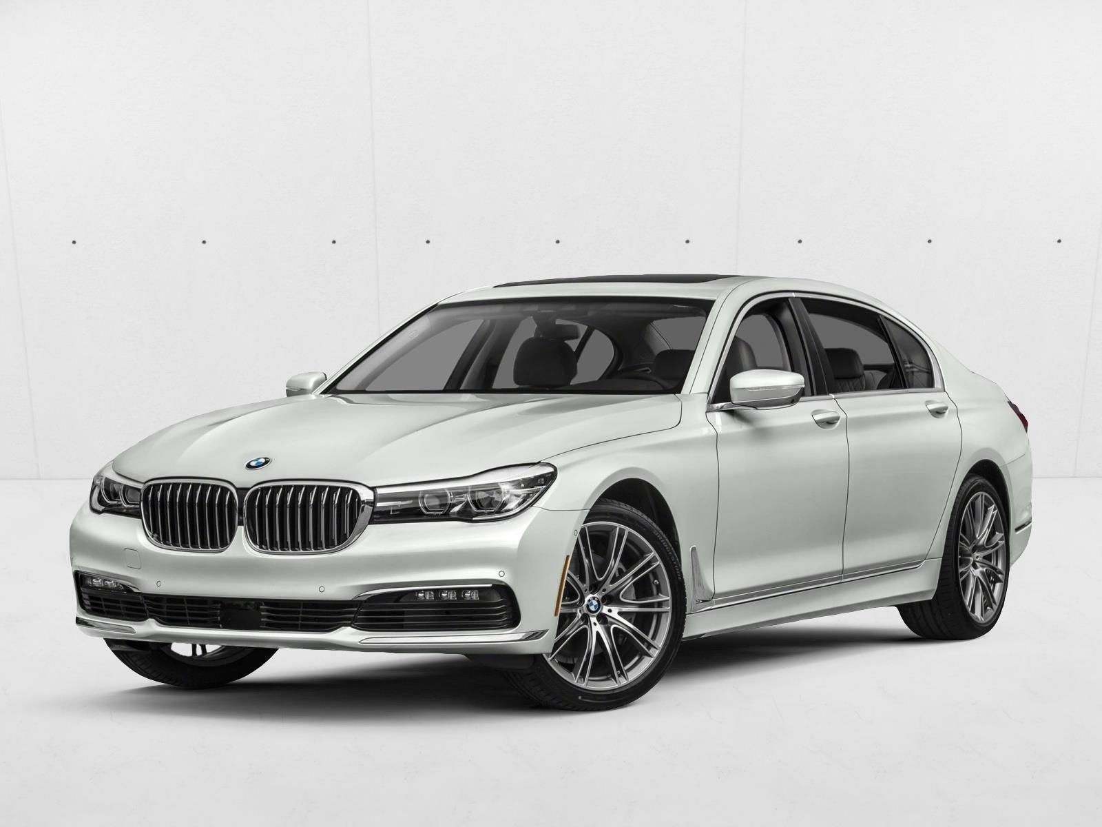 2018 BMW 7 Series 740i's photo