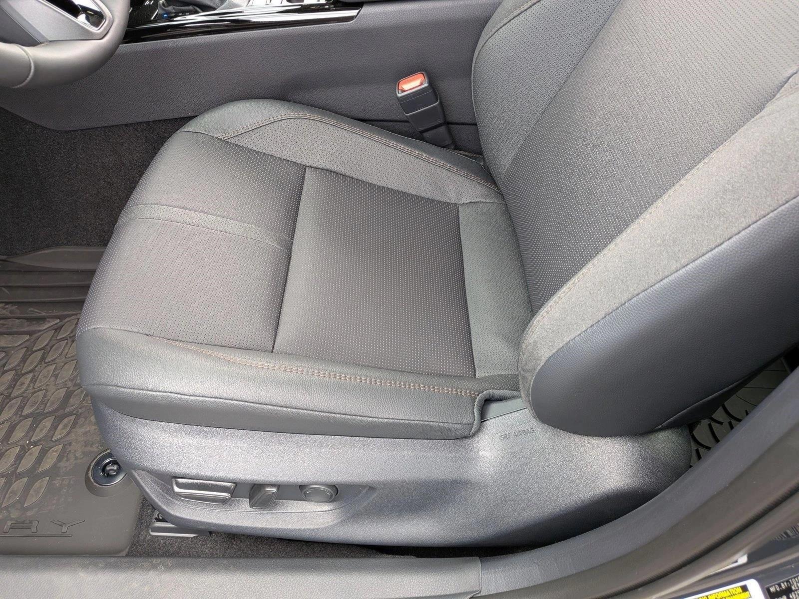 Thumbnail: 2026 Toyota Camry - 4