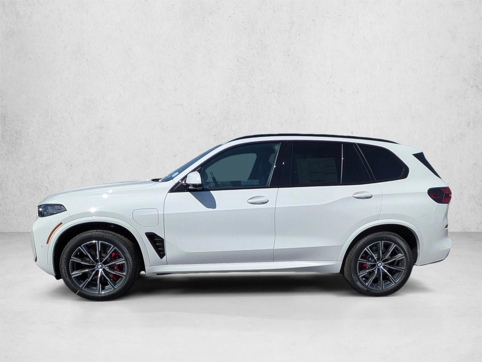 Thumbnail: 2026 BMW X5 - 2