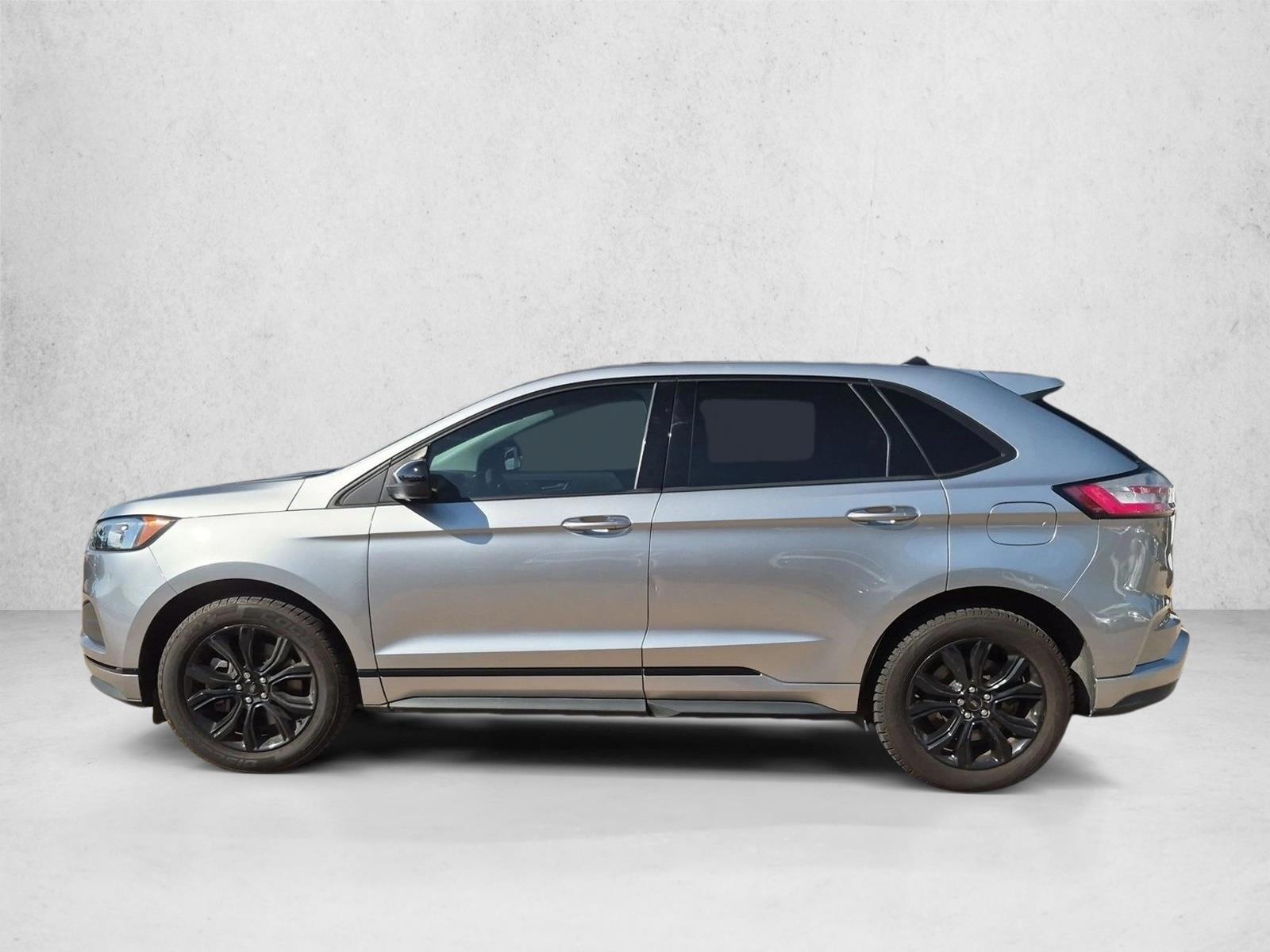 Thumbnail: 2023 Ford Edge - 2