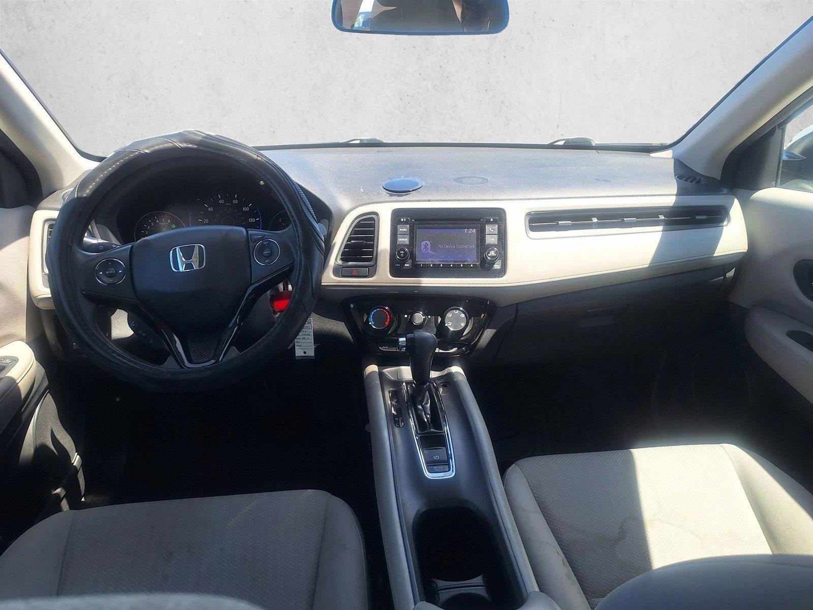 Thumbnail: 2016 Honda HR-V - 4
