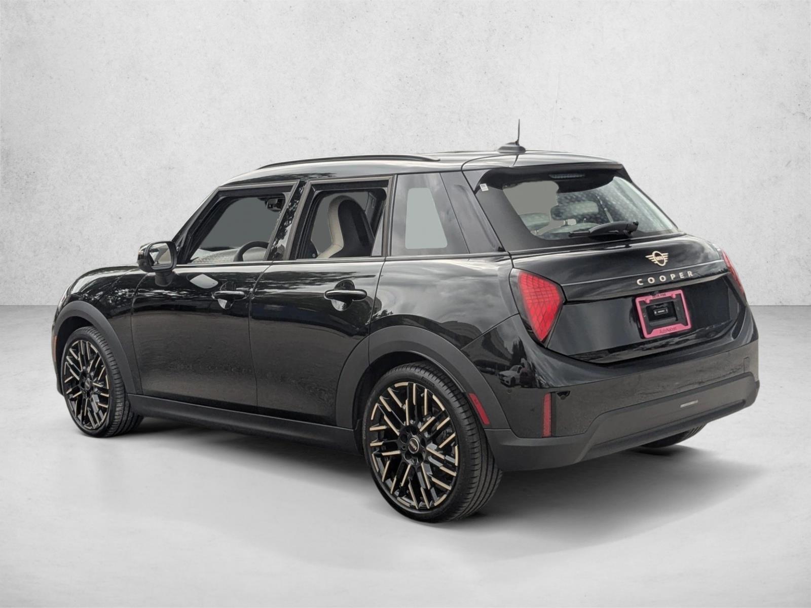 2026 MINI Hardtop 4 Door