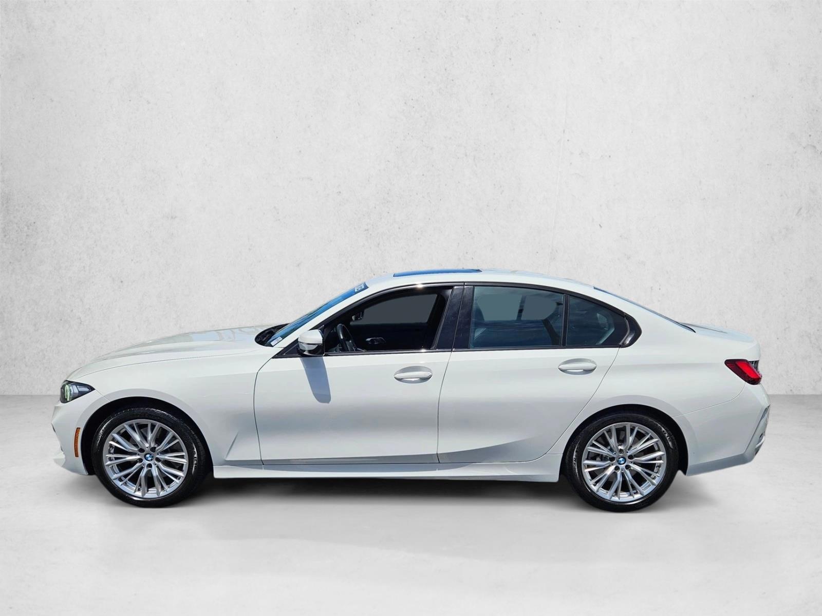 Thumbnail: 2023 BMW 3 Series - 2