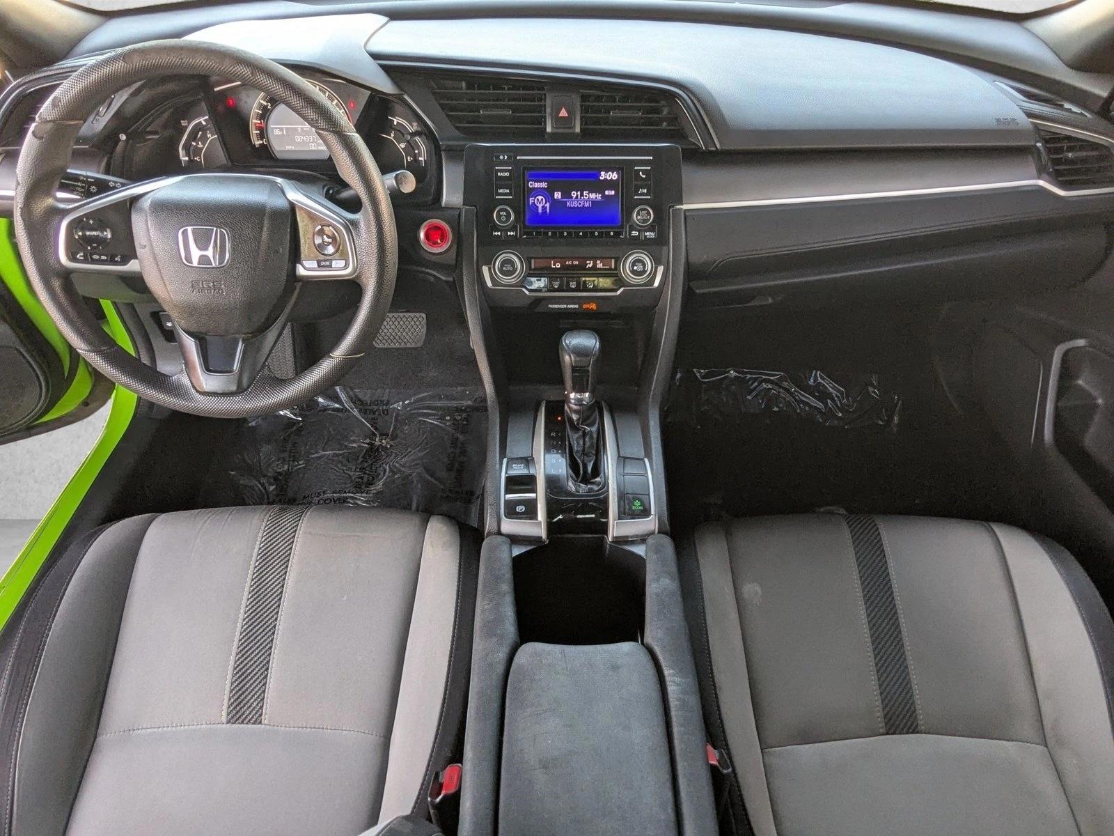 Thumbnail: 2016 Honda Civic - 4