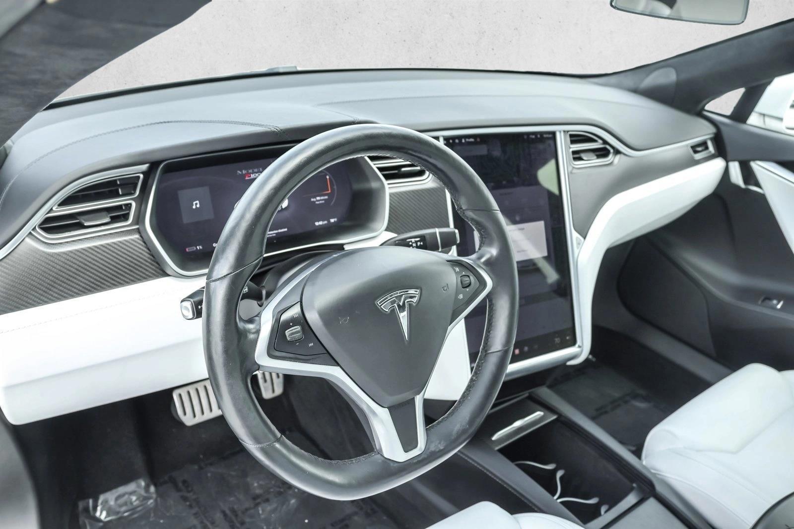 Thumbnail: 2017 Tesla Model S - 3