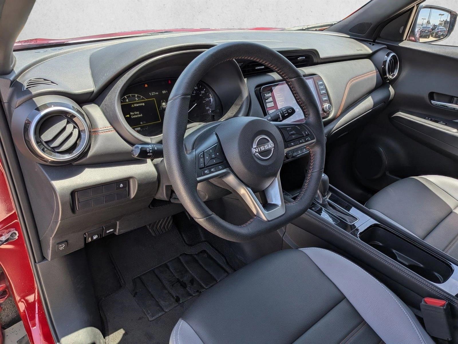 Thumbnail: 2023 Nissan Kicks - 3