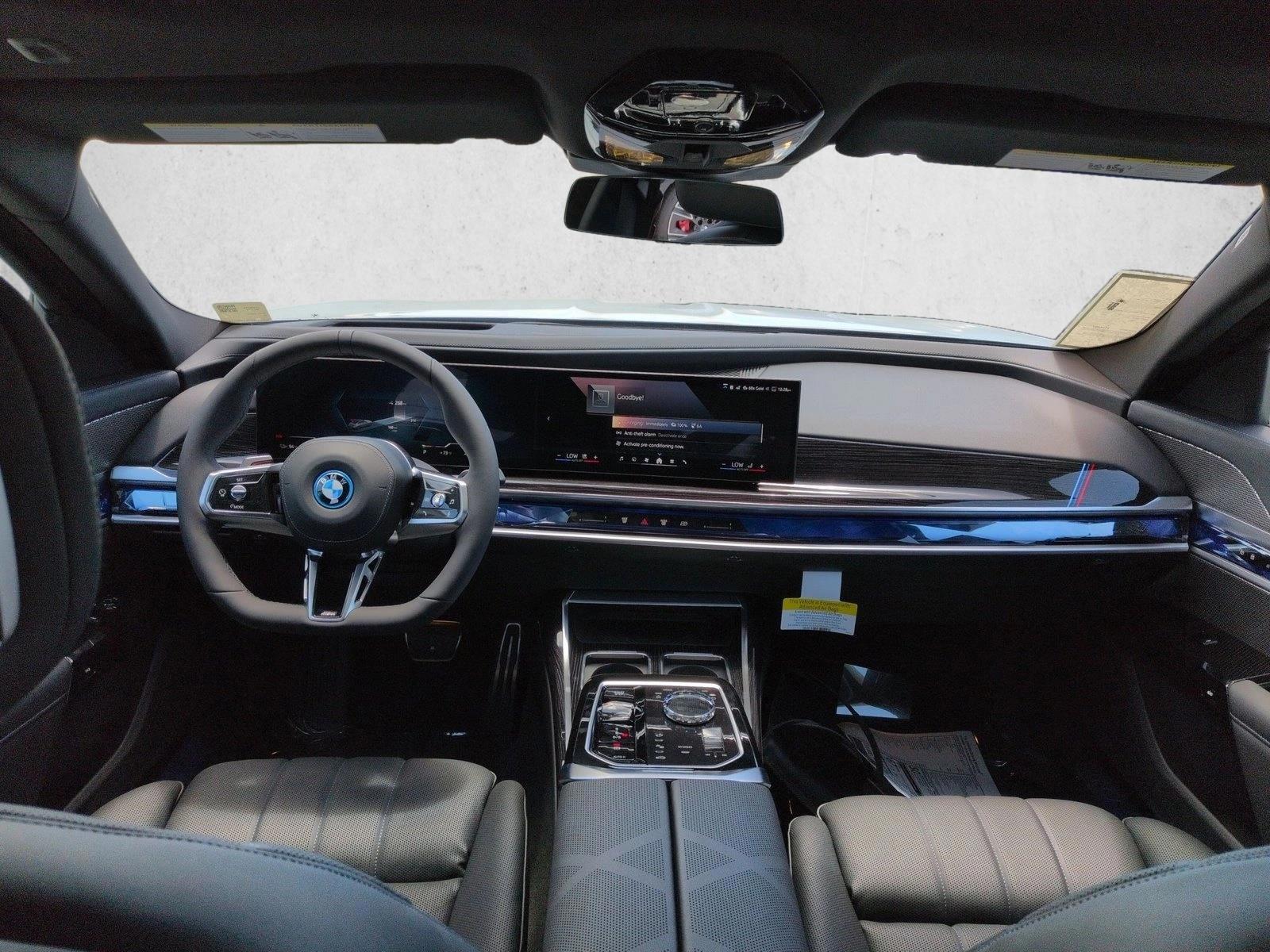 Thumbnail: 2026 BMW i7 - 4