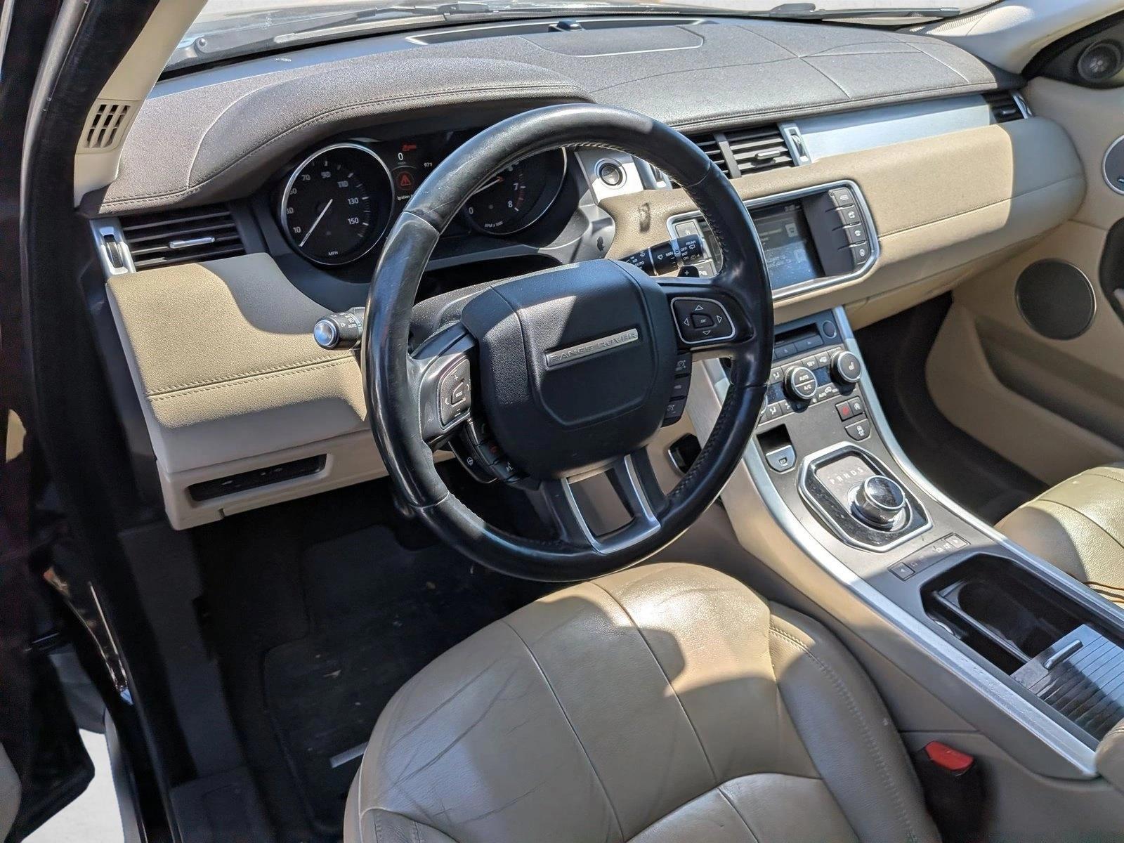 Thumbnail: 2016 Land Rover Range Rover Evoque - 3
