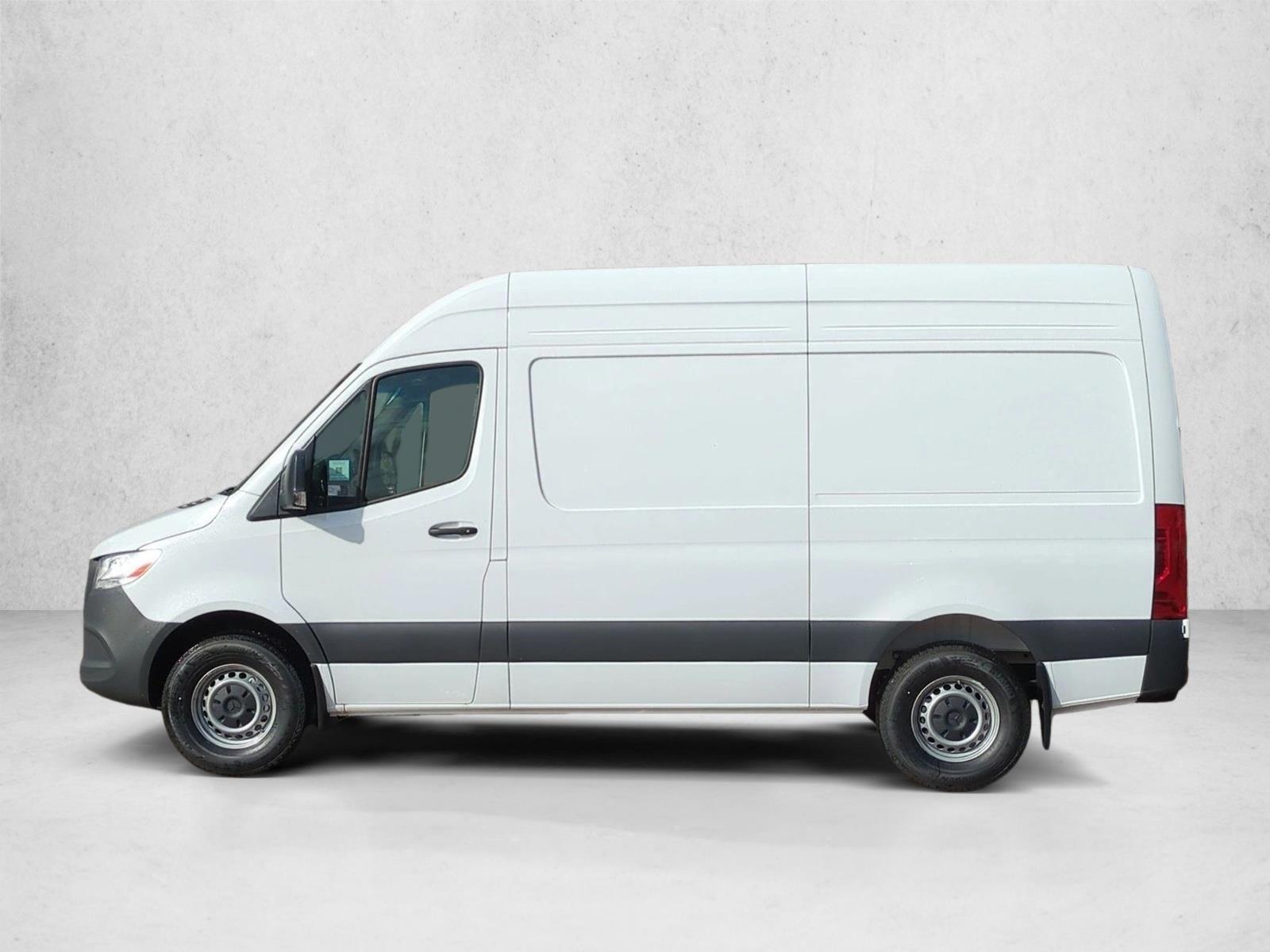 Thumbnail: 2026 Mercedes-Benz Sprinter - 2