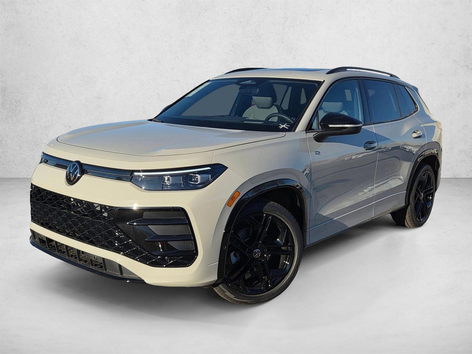 Thumbnail: 2026 Volkswagen Tiguan - 1