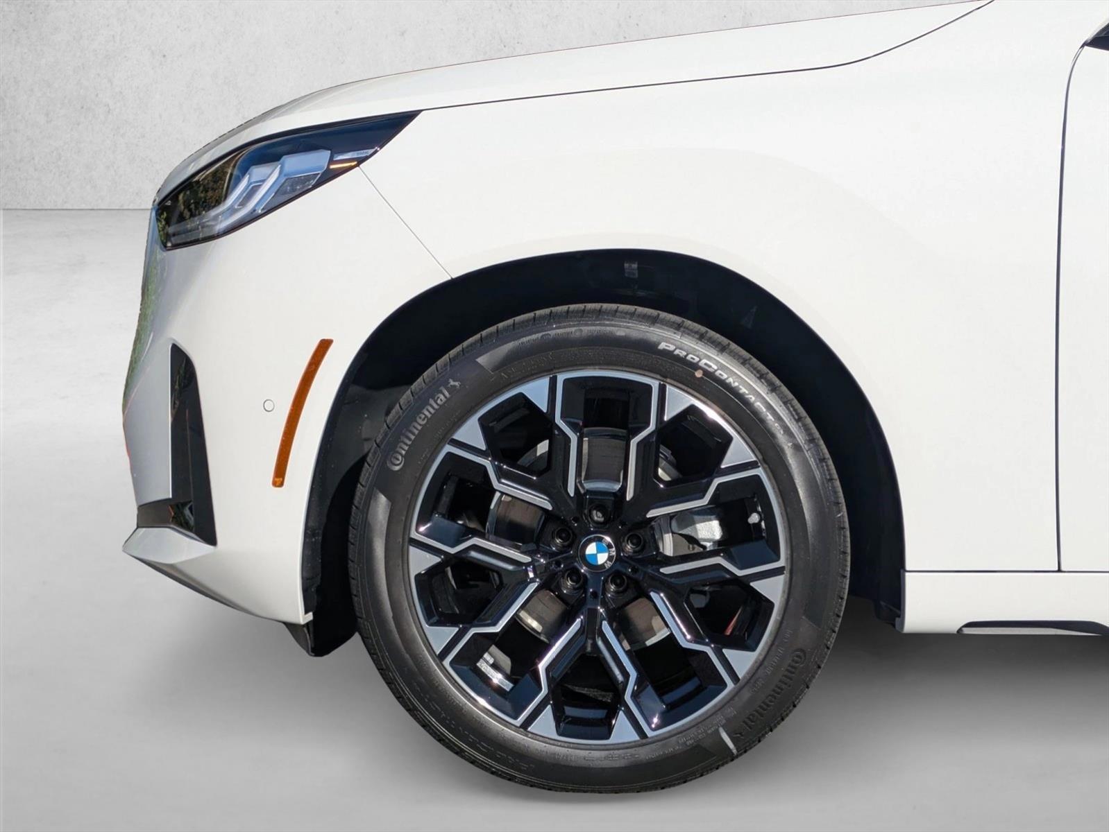 2026 BMW X3 30 - Photo 10