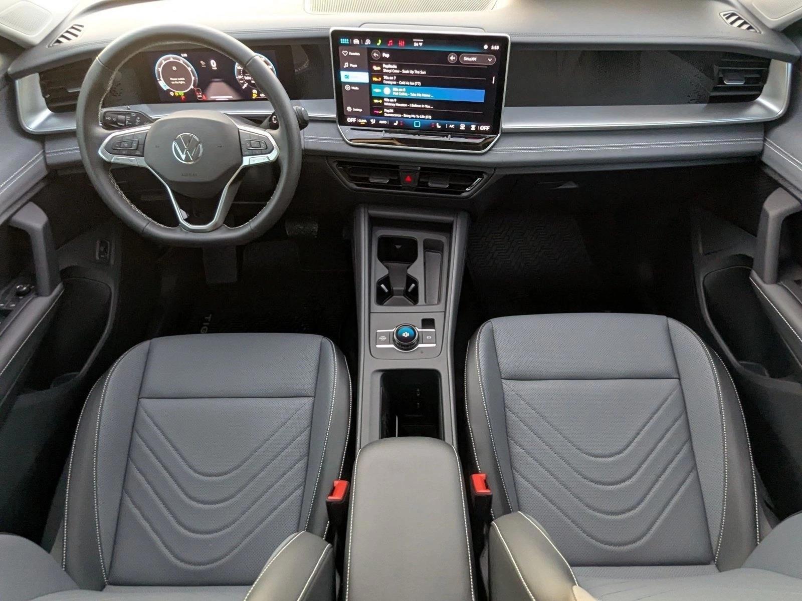 Thumbnail: 2026 Volkswagen Tiguan - 4