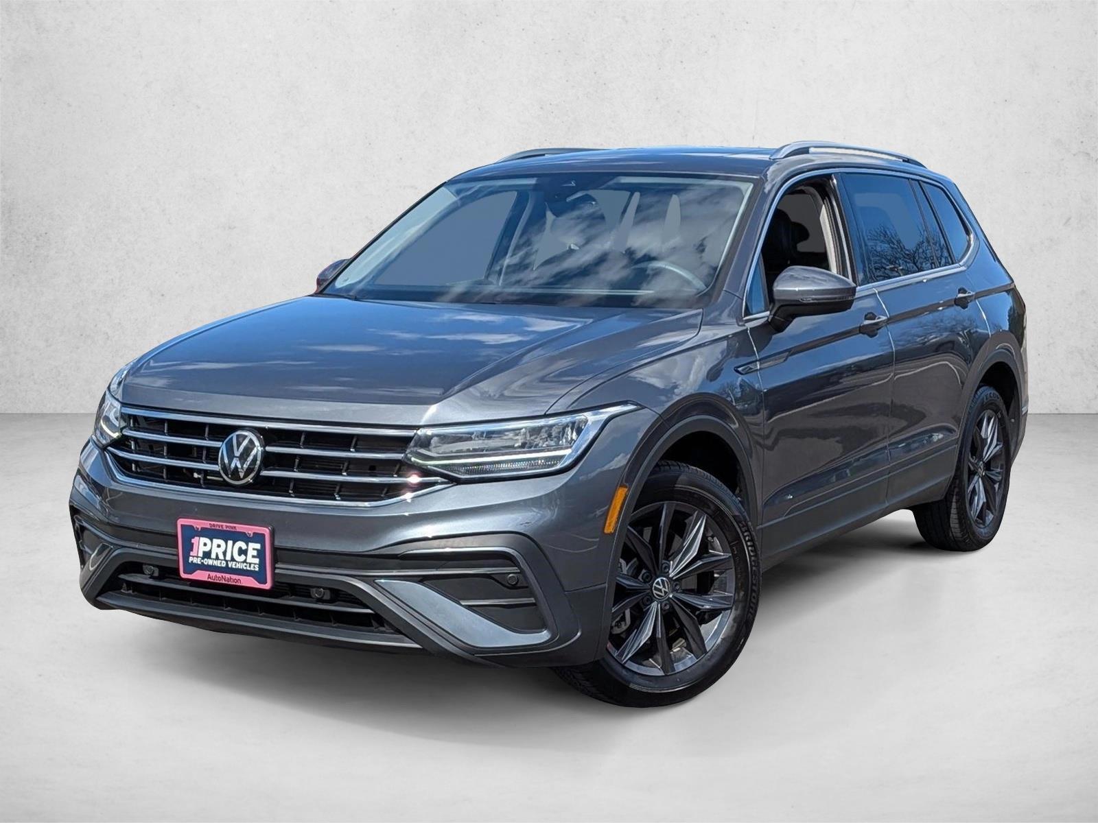 Thumbnail: 2023 Volkswagen Tiguan - 1