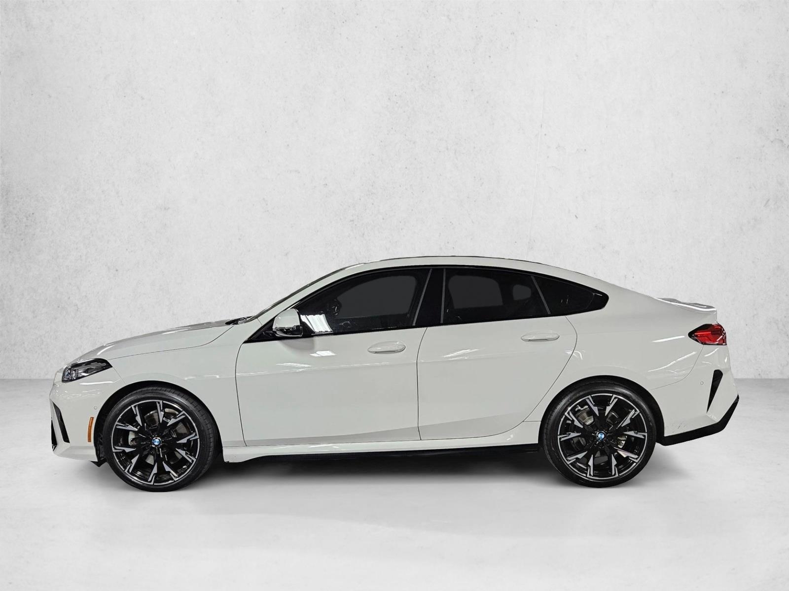 Thumbnail: 2026 BMW 2 Series - 2
