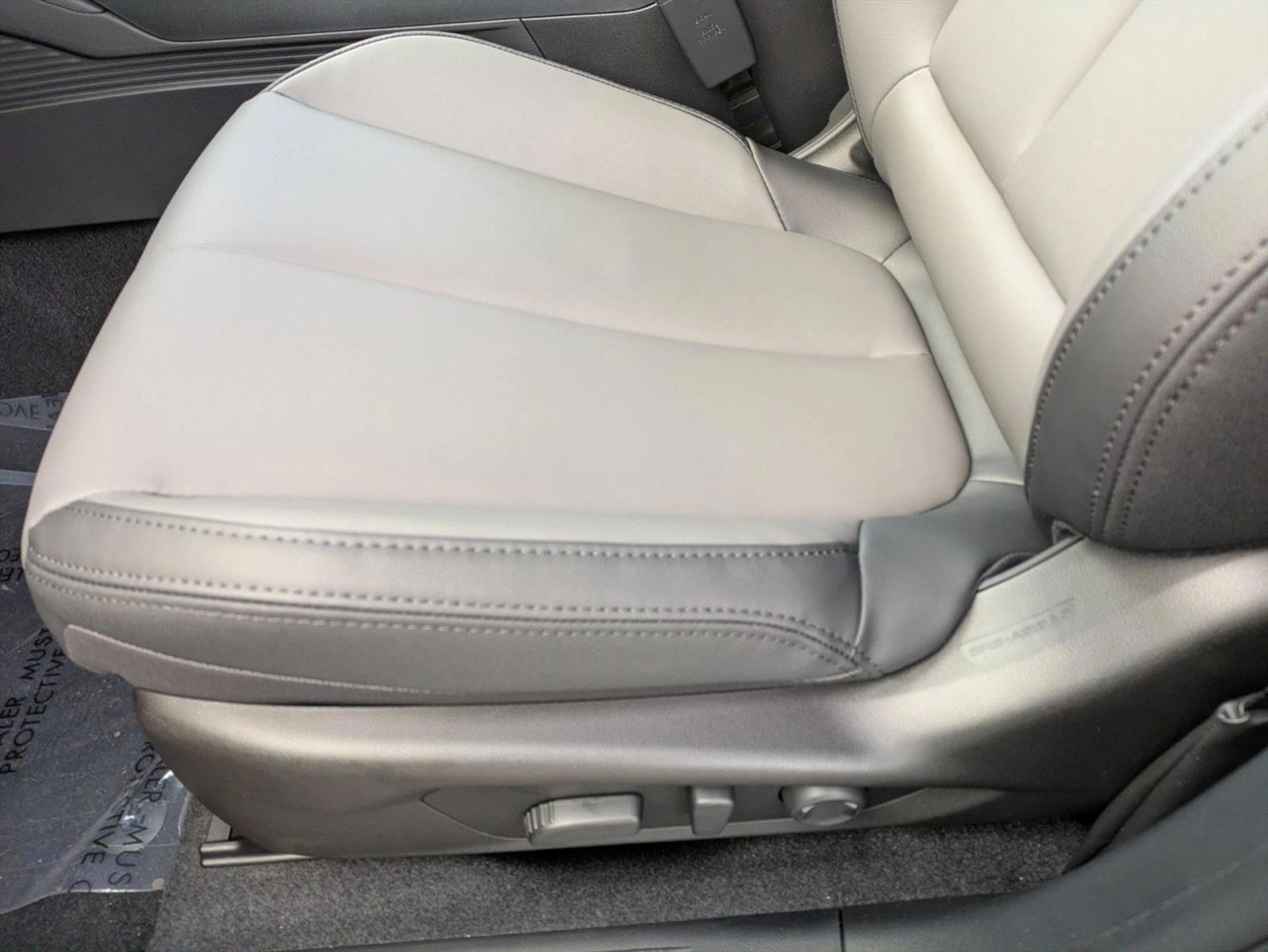 Thumbnail: 2026 Subaru Outback - 4