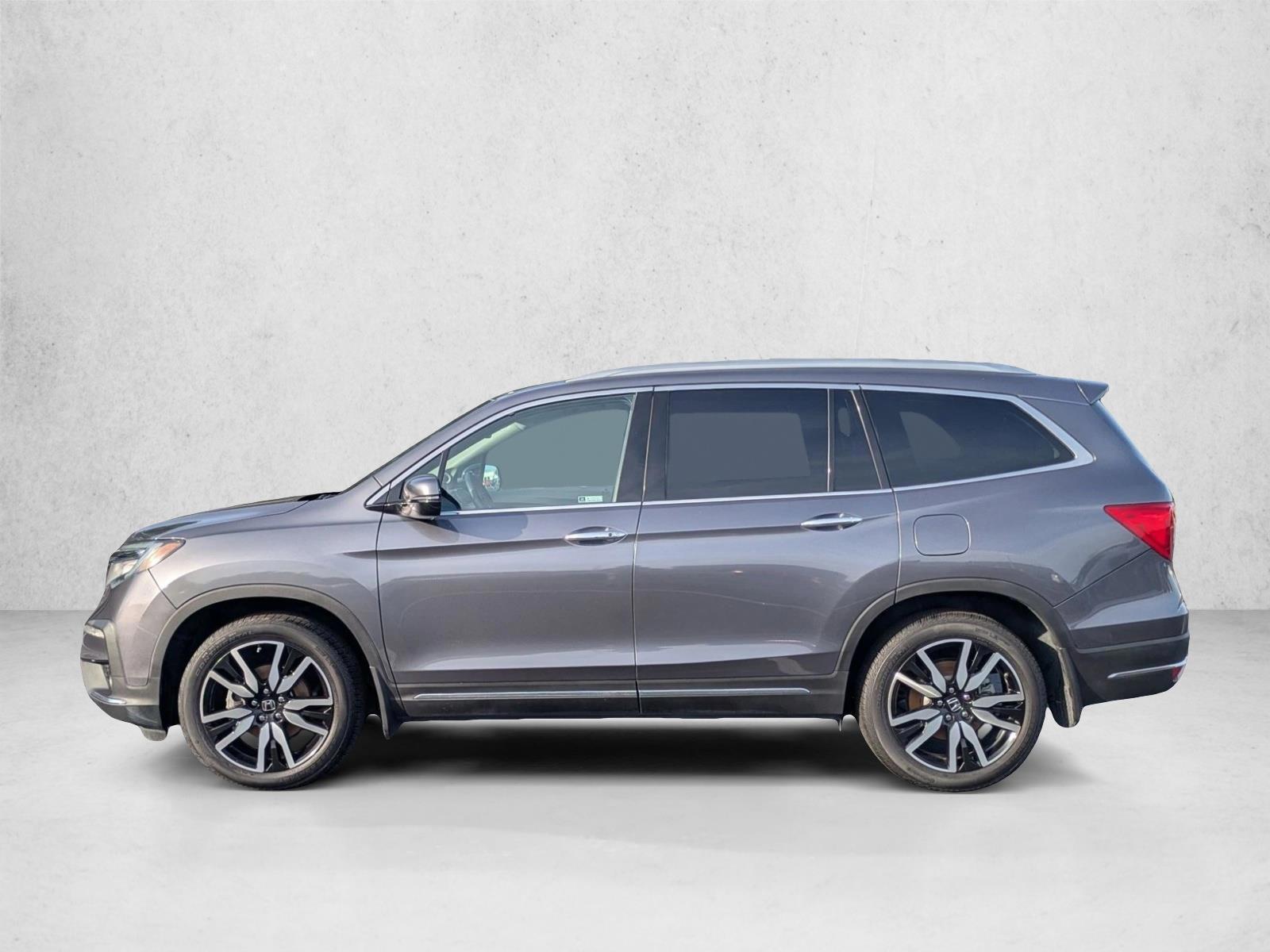 Thumbnail: 2019 Honda Pilot - 2