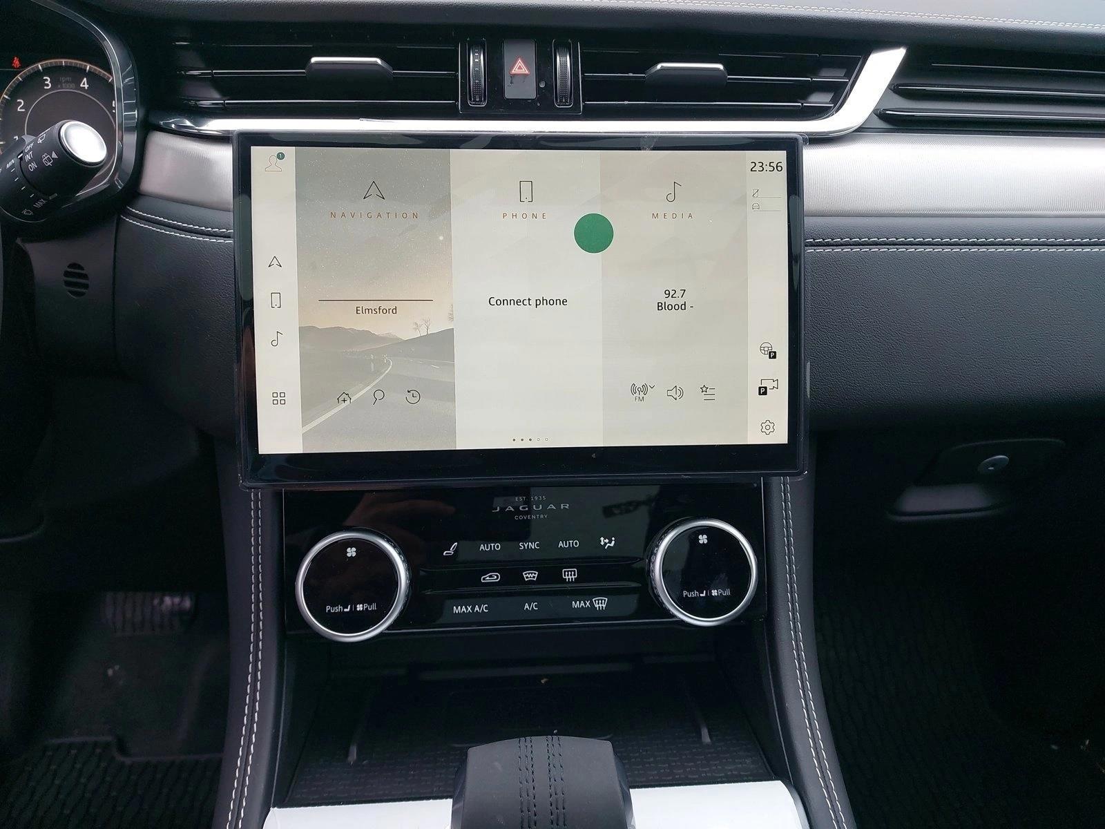 2026 Jaguar F-Pace R-Dynamic S - Photo 17