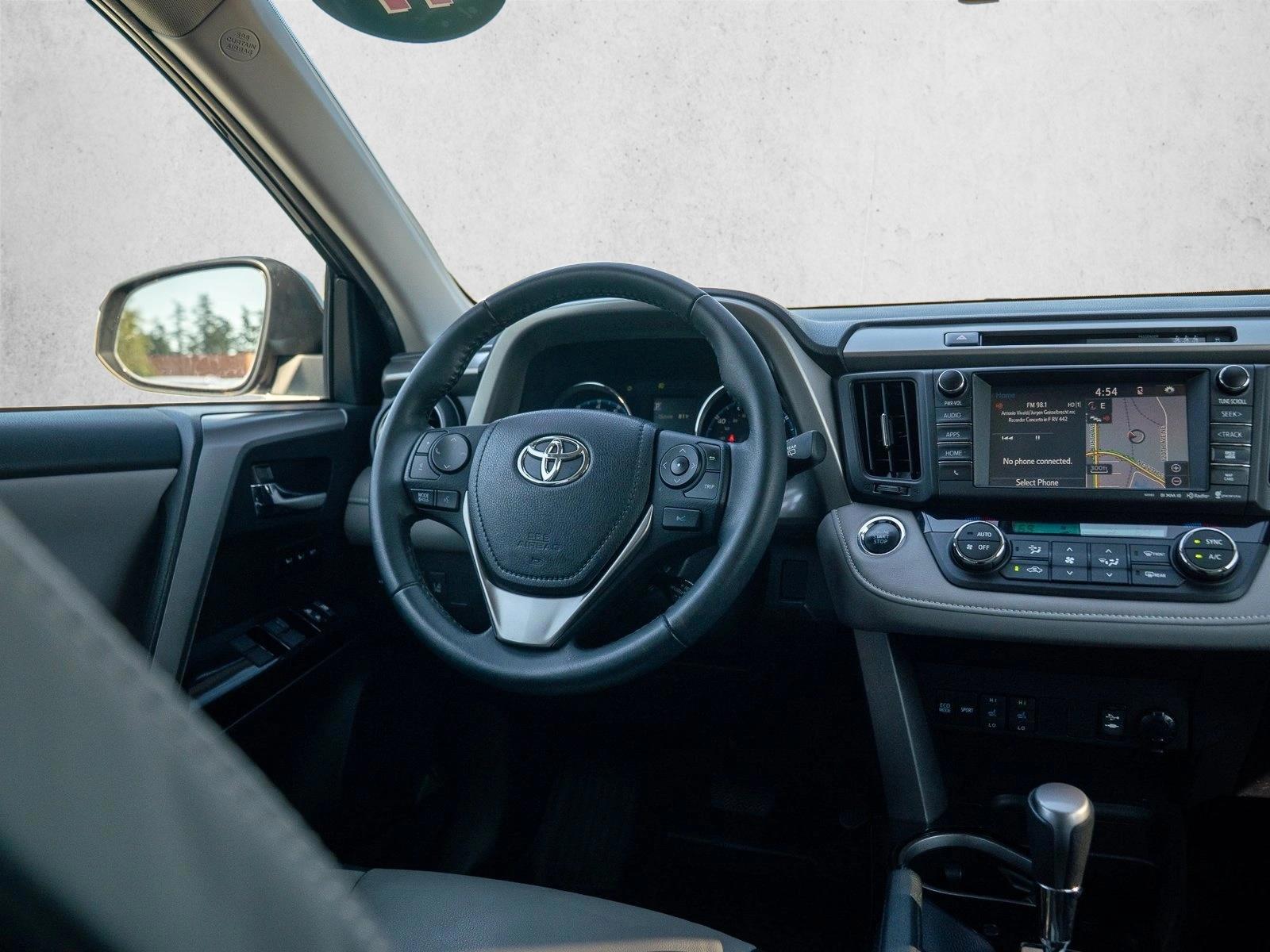 Thumbnail: 2017 Toyota RAV4 - 5
