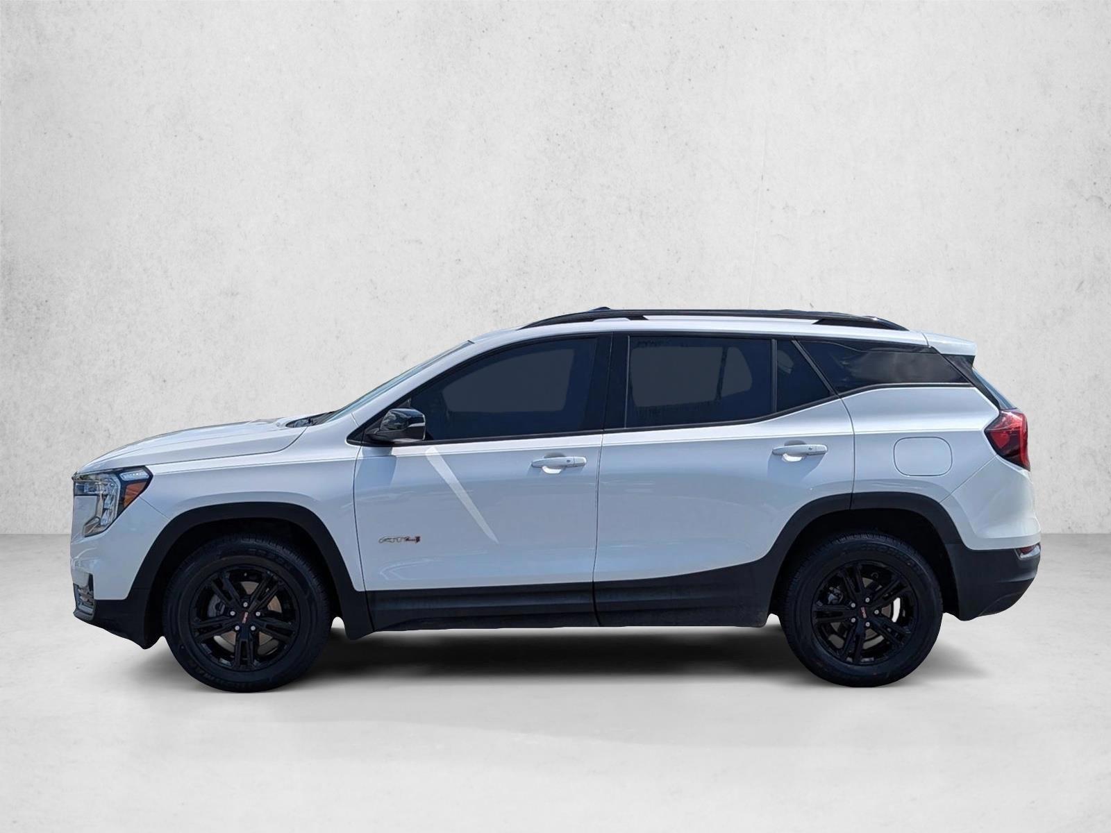 Thumbnail: 2022 GMC Terrain - 2