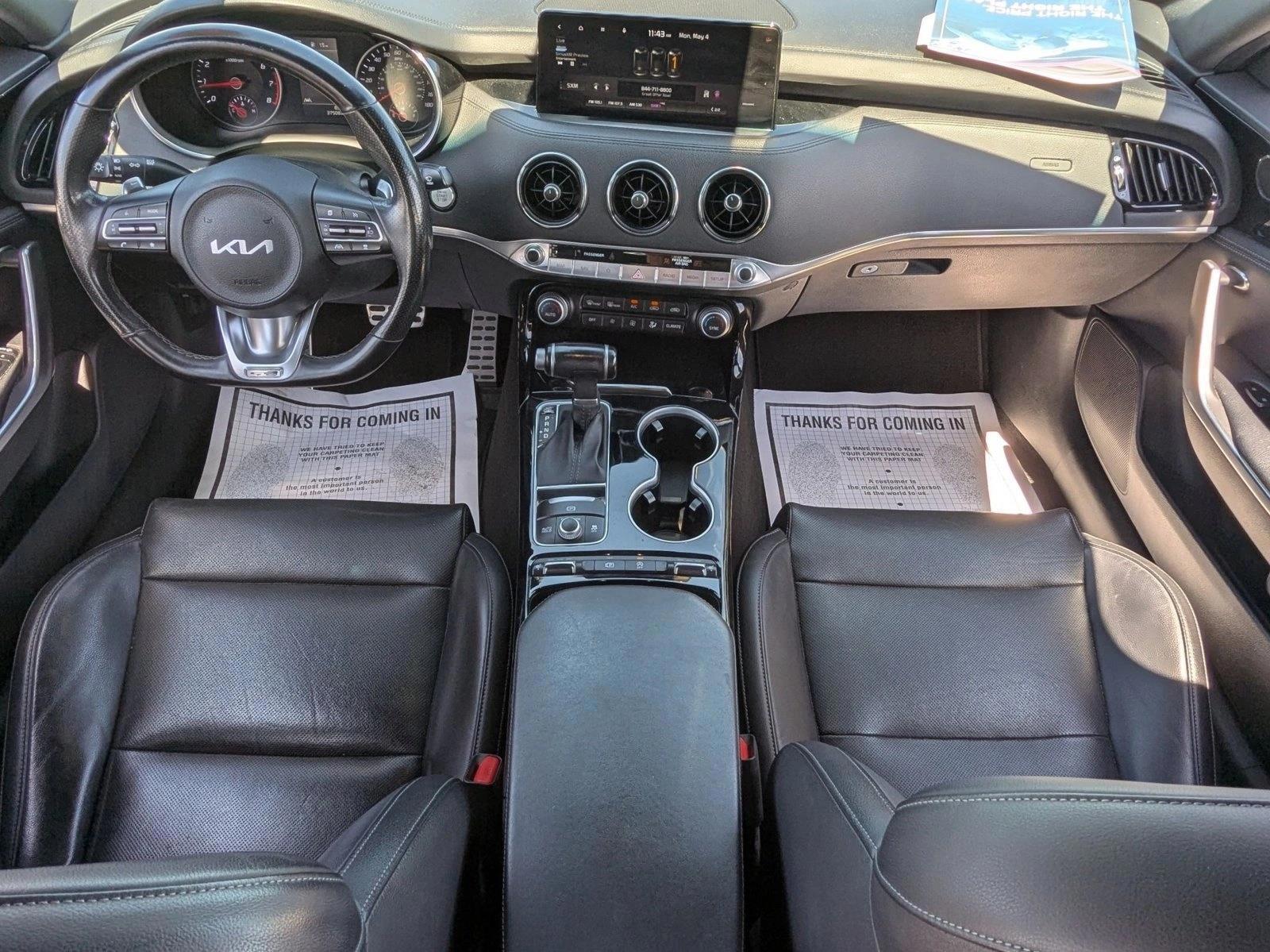 Thumbnail: 2022 Kia Stinger - 4