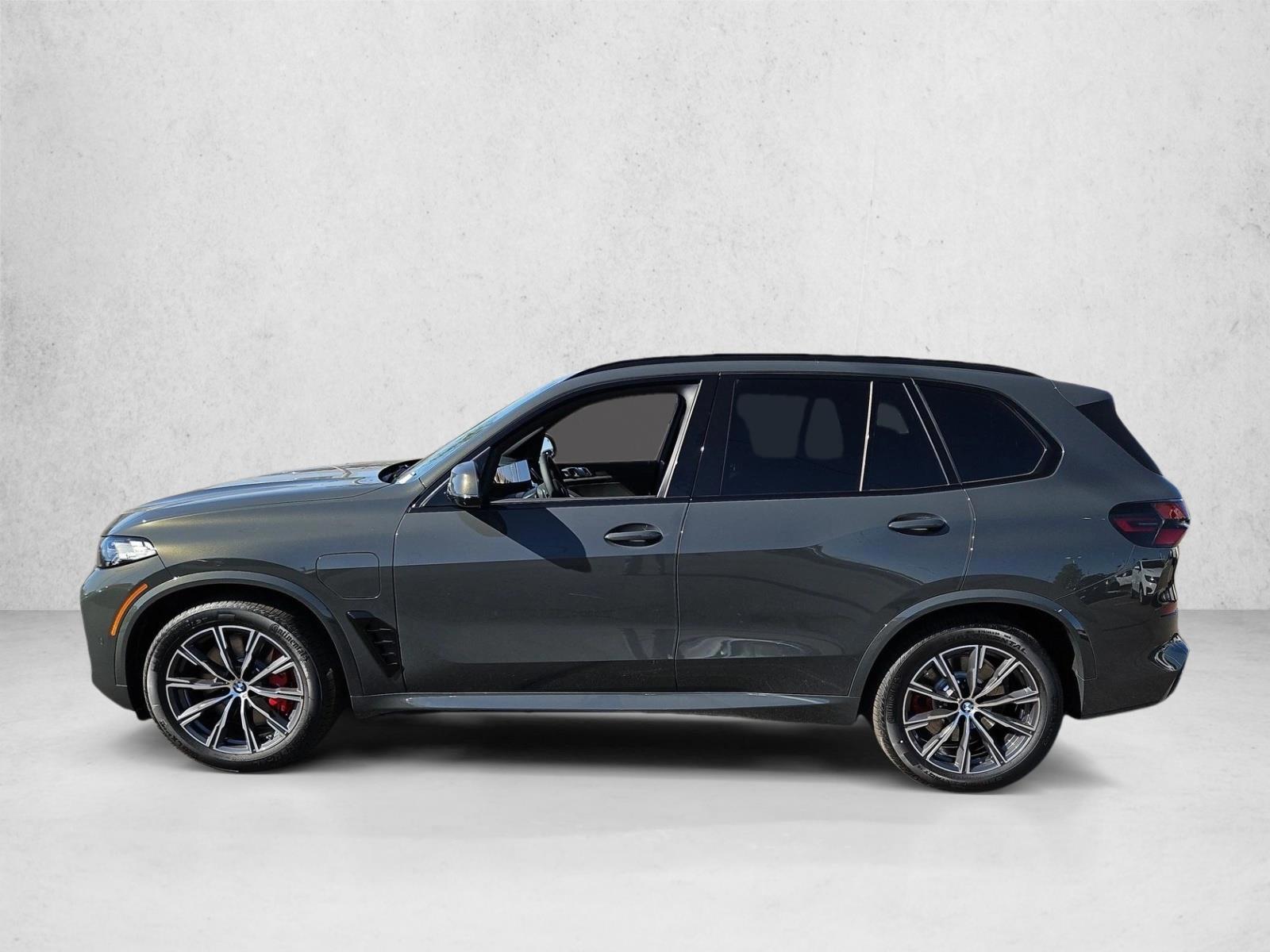 Thumbnail: 2026 BMW X5 - 2