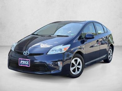 2014 Toyota Prius Two -
                  Leesburg, VA
