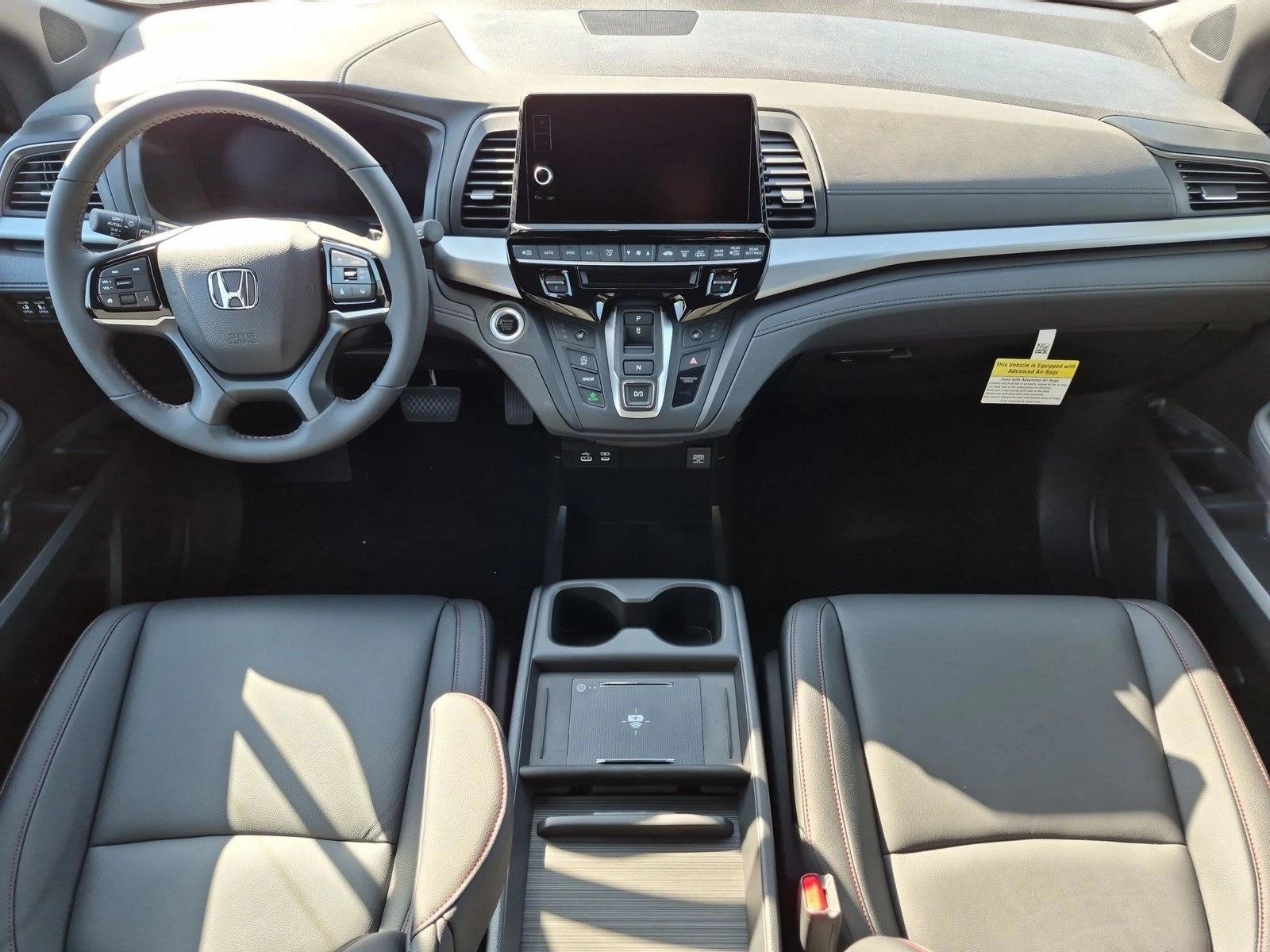 Thumbnail: 2026 Honda Odyssey - 3