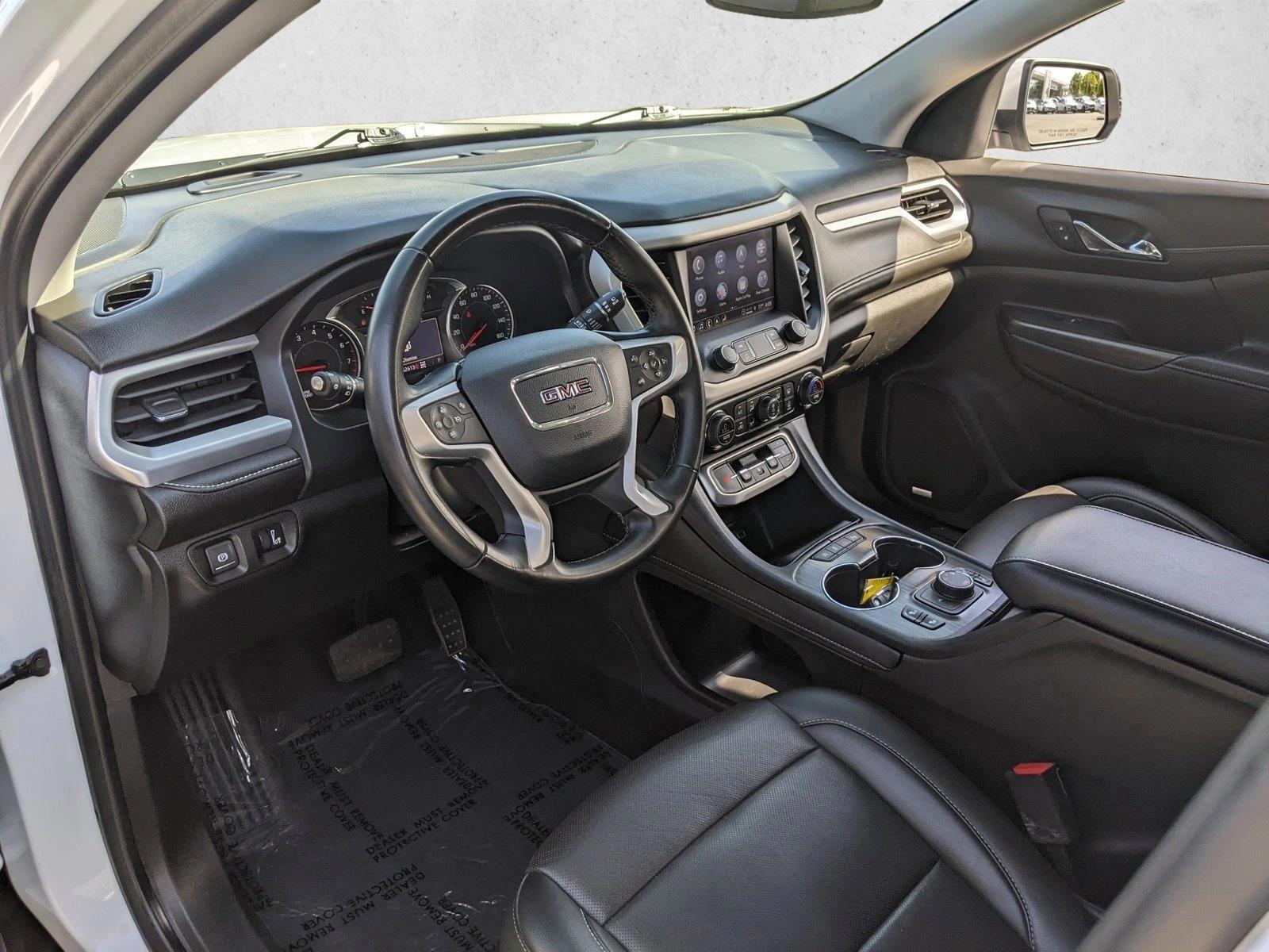 Thumbnail: 2023 GMC Acadia - 3