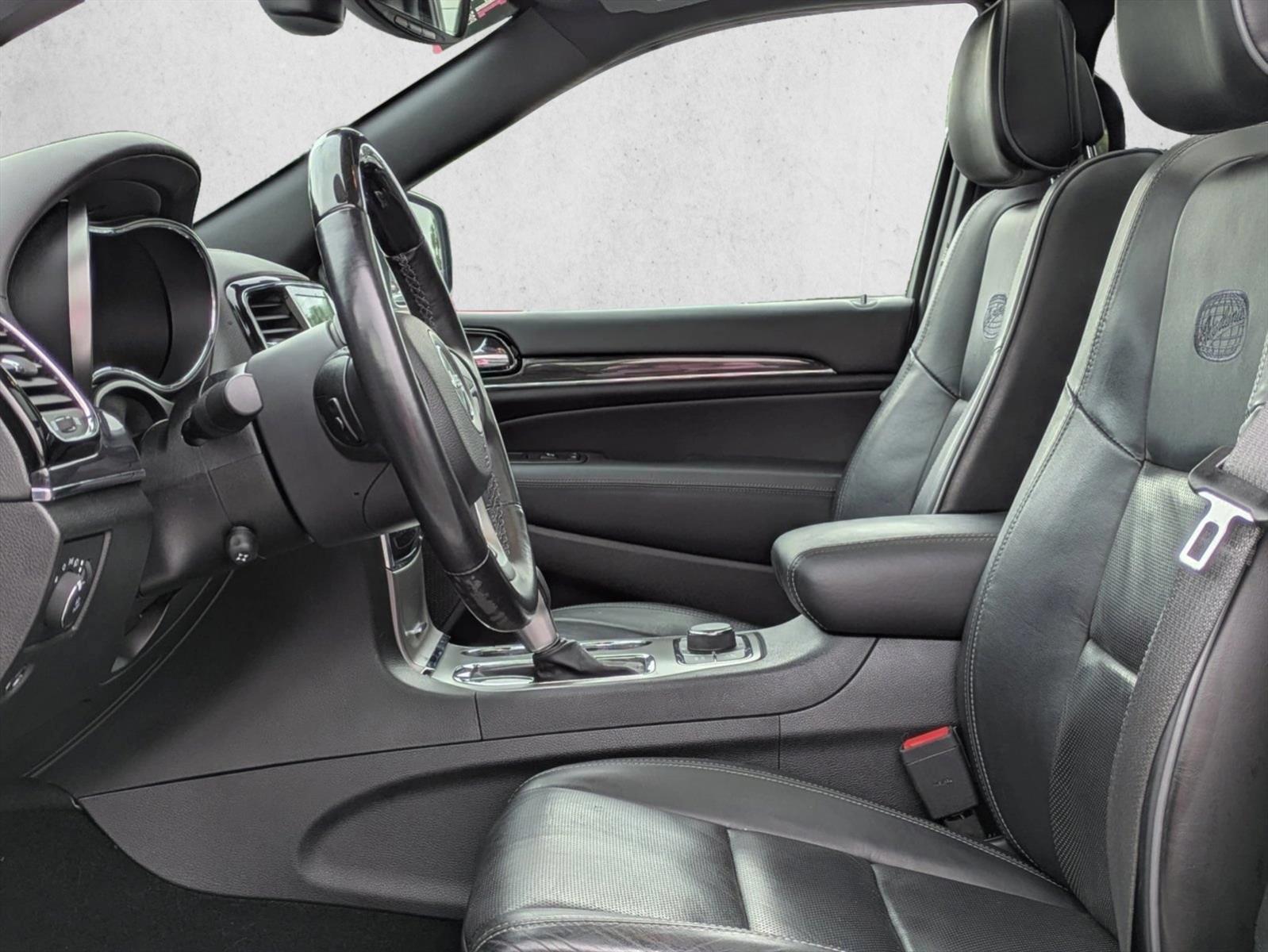 2020 Jeep Grand Cherokee Overland - Photo 17