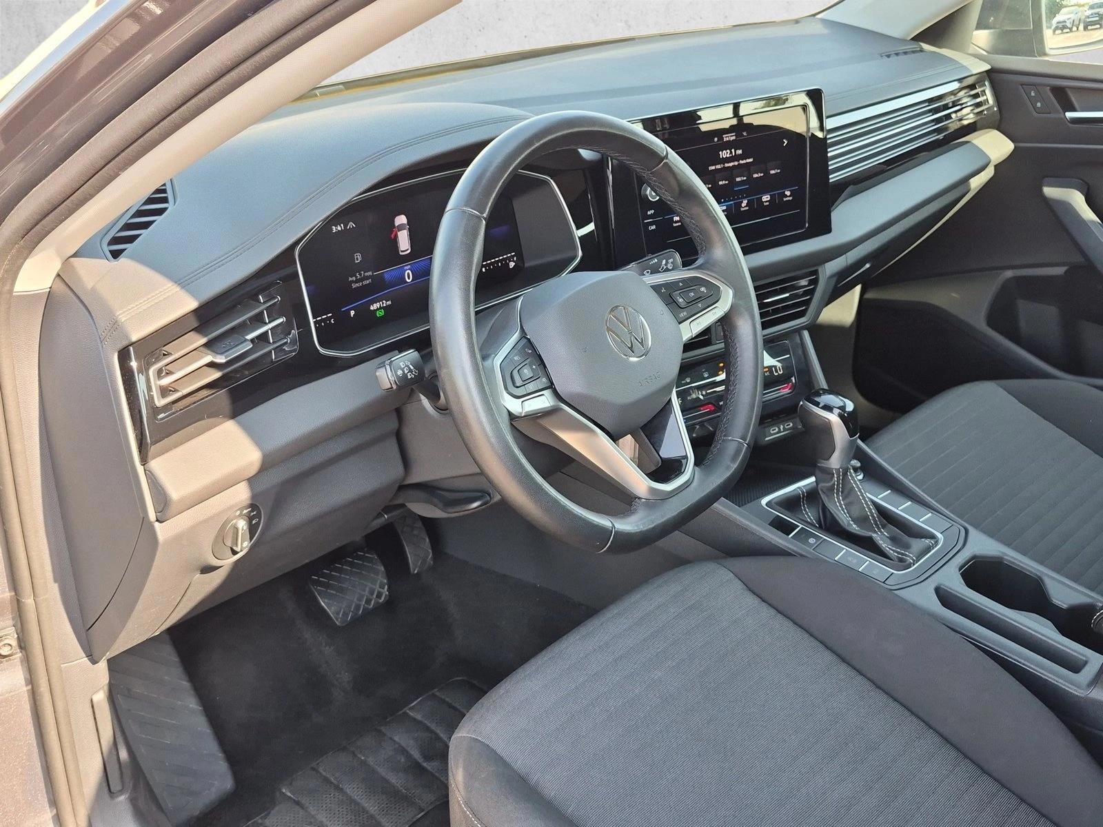 2025 Volkswagen Jetta S - Photo 10