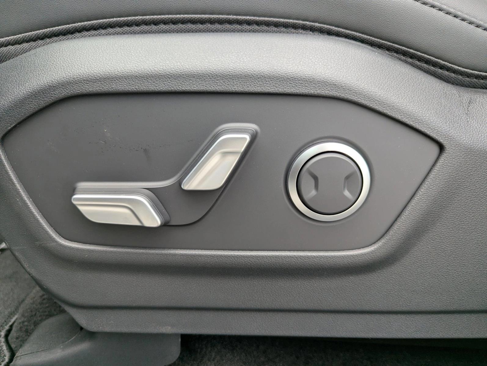 Thumbnail: 2026 Hyundai Santa Fe - 4