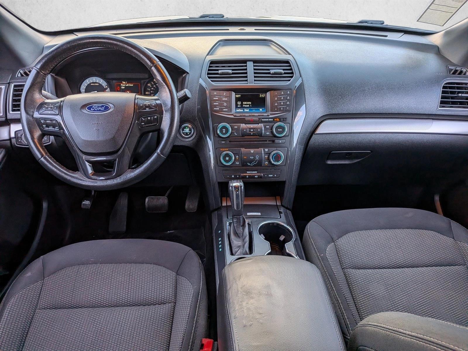 Thumbnail: 2017 Ford Explorer - 3