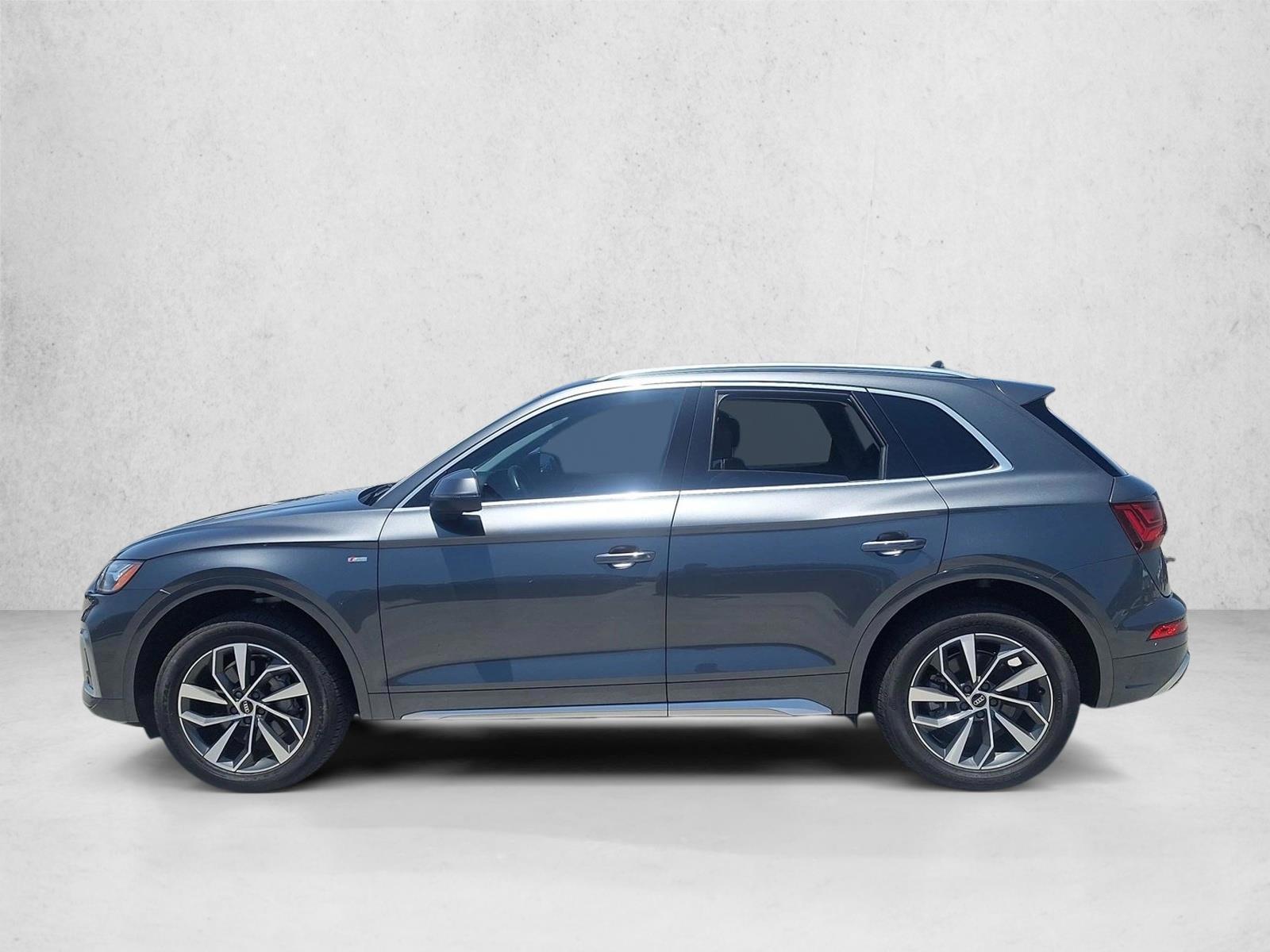 Thumbnail: 2022 Audi Q5 - 2